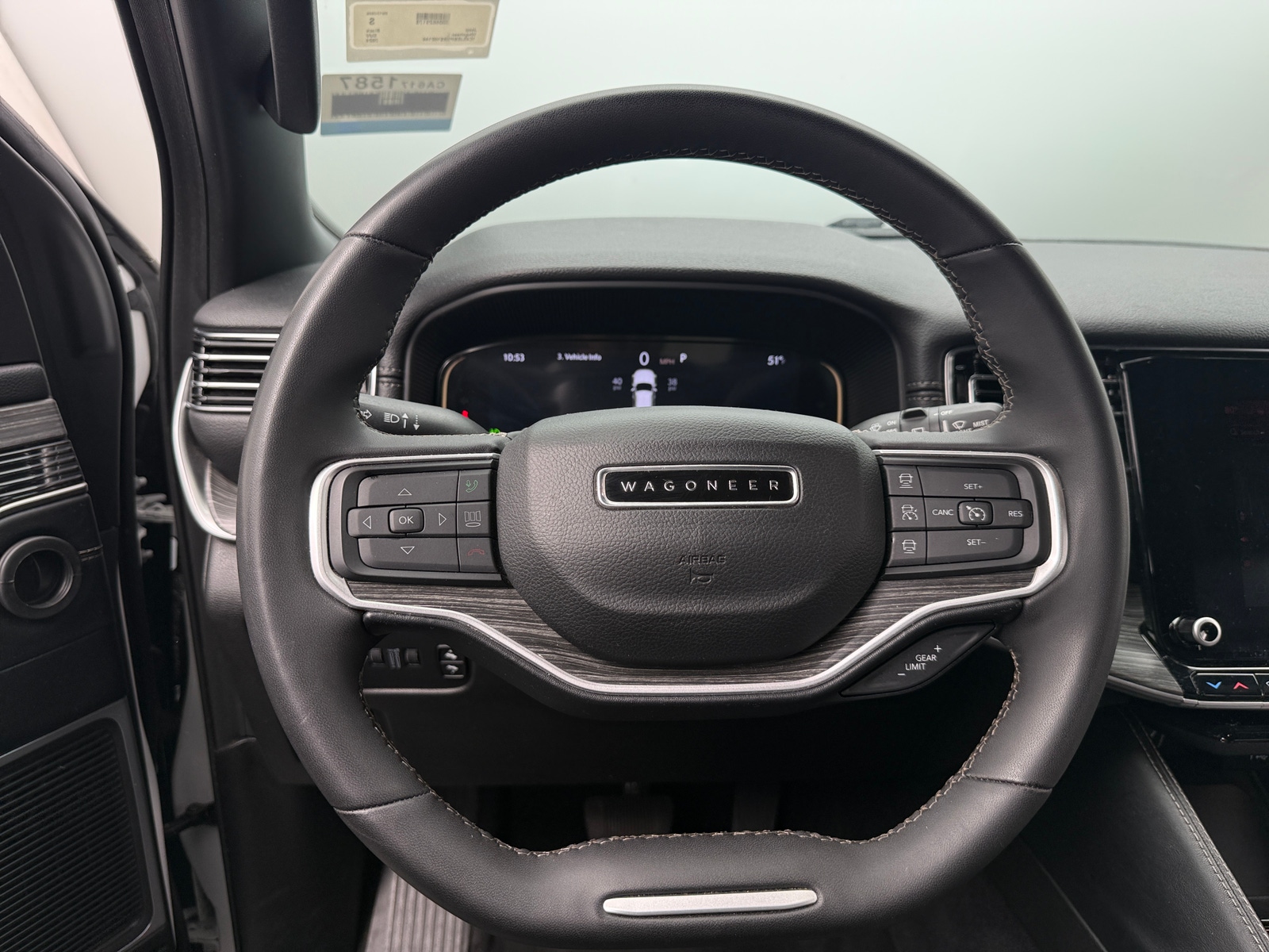 Thumbnail: 2024 Jeep Wagoneer - 4