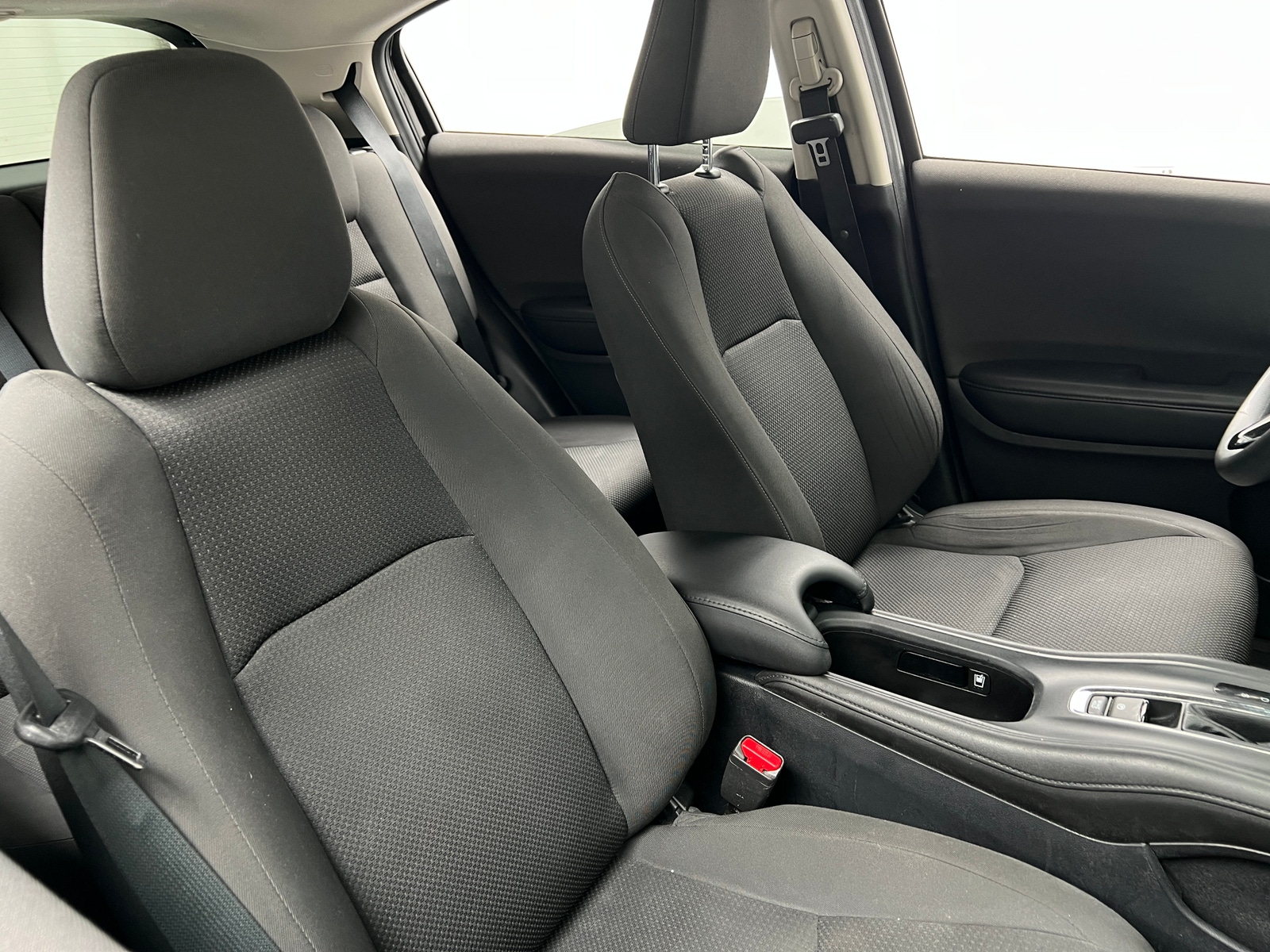 Thumbnail: 2019 Honda HR-V - 2