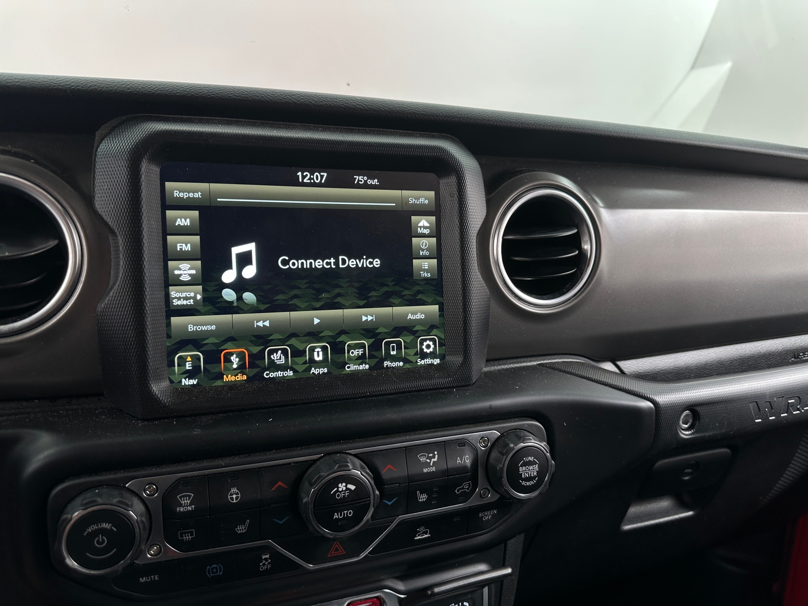 Thumbnail: 2022 Jeep Wrangler - 4