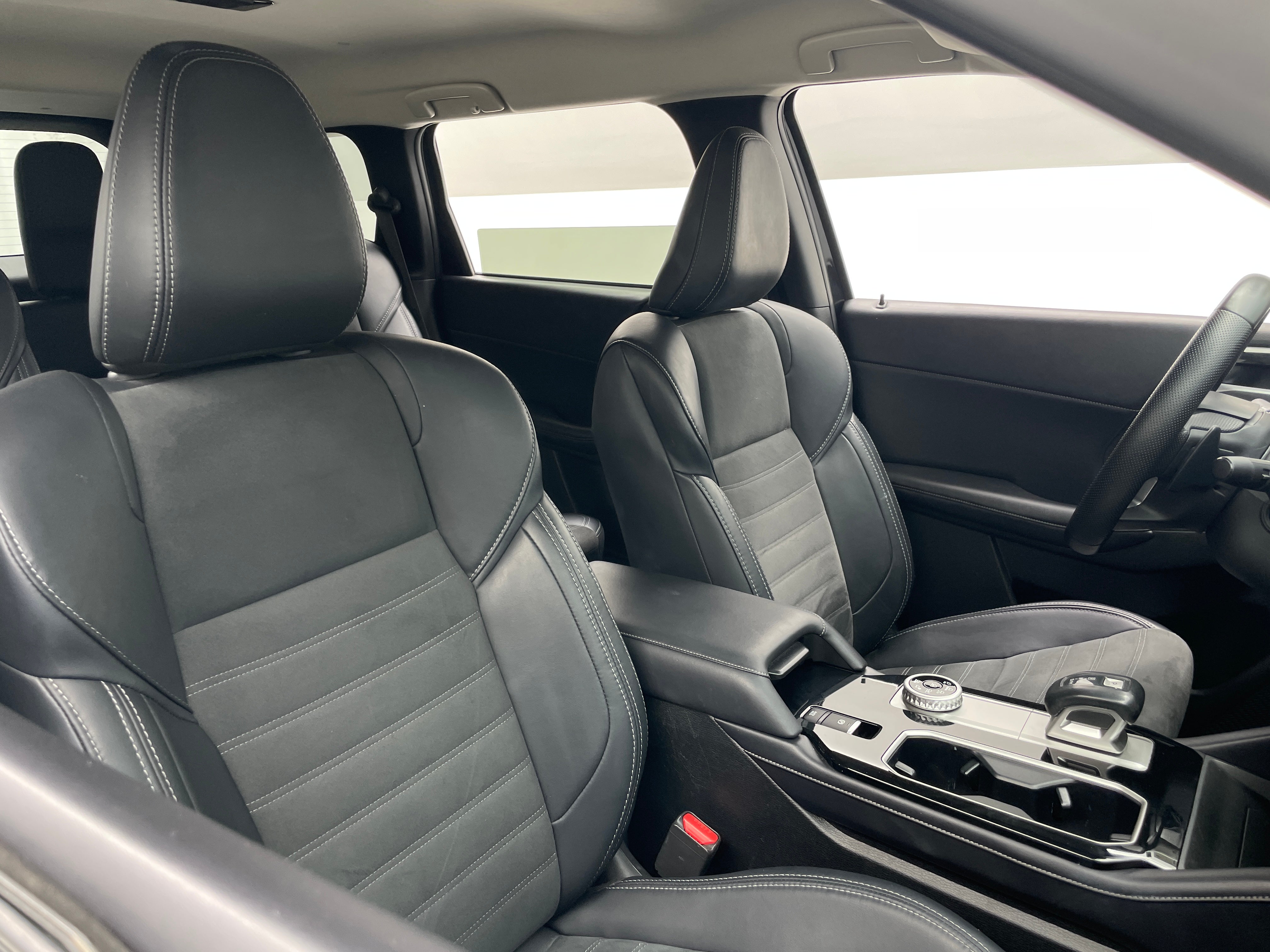 2025 Mitsubishi Outlander