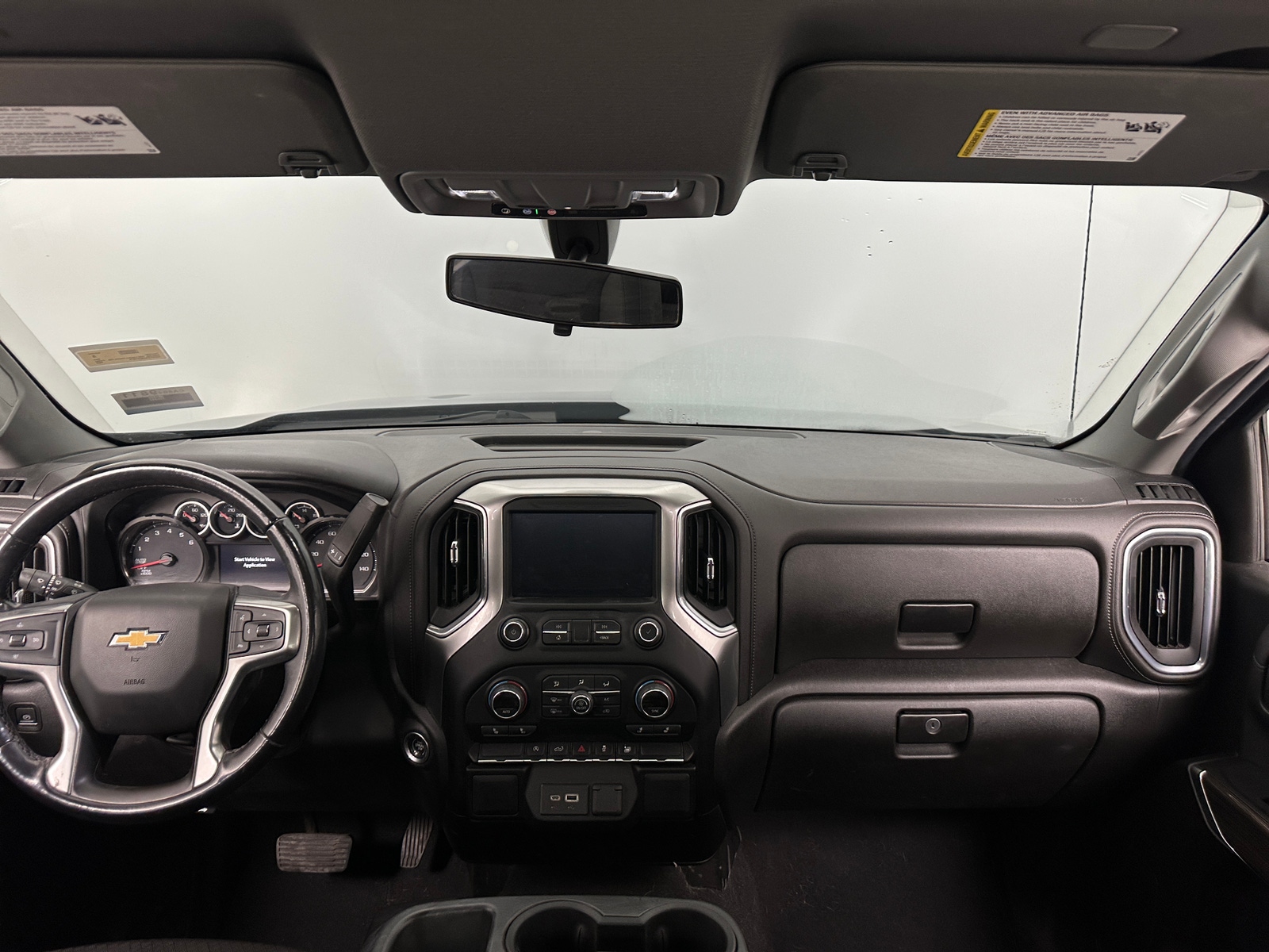 Thumbnail: 2022 Chevrolet Silverado 1500 - 3
