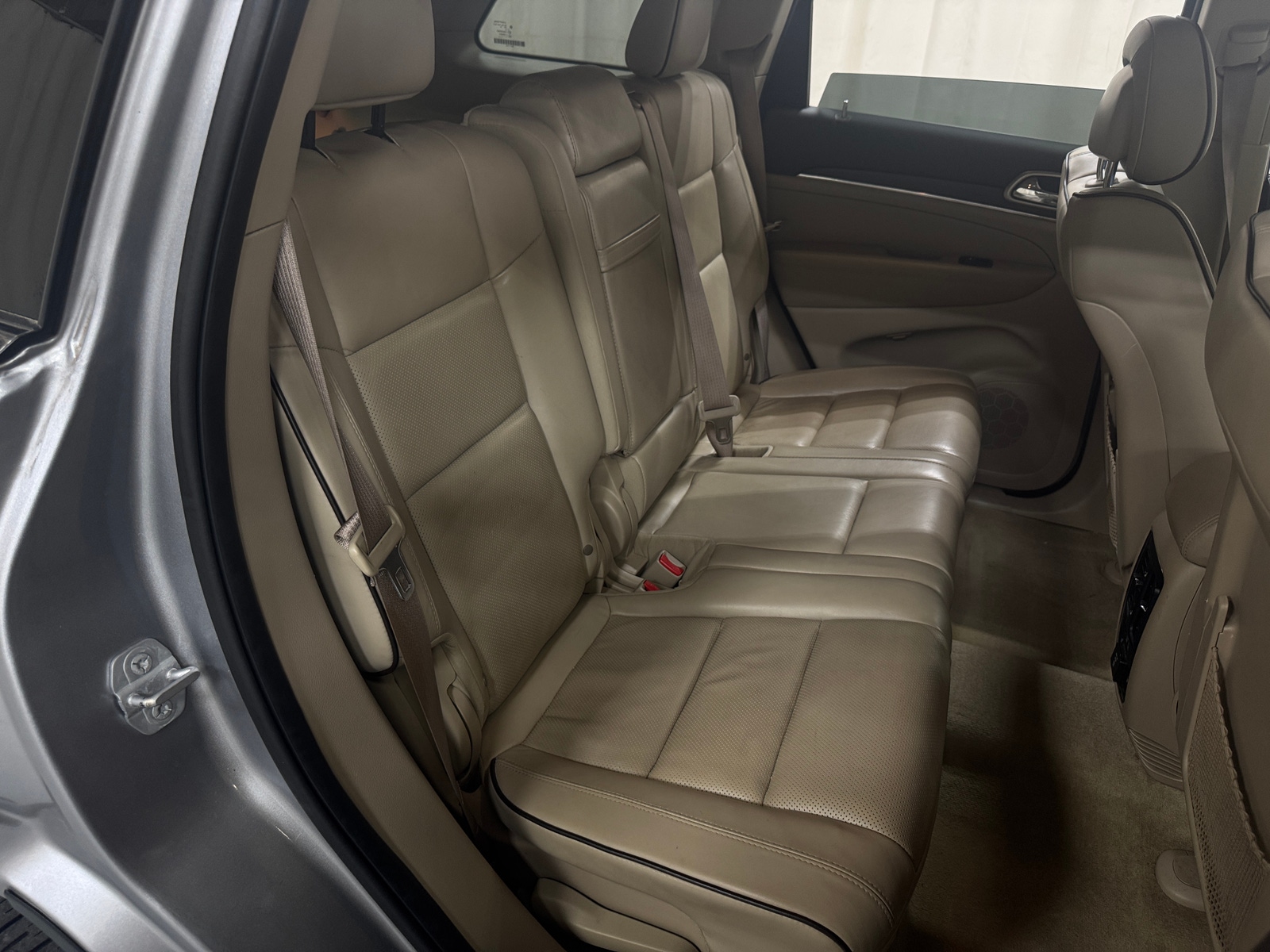 Thumbnail: 2015 Jeep Grand Cherokee - 5
