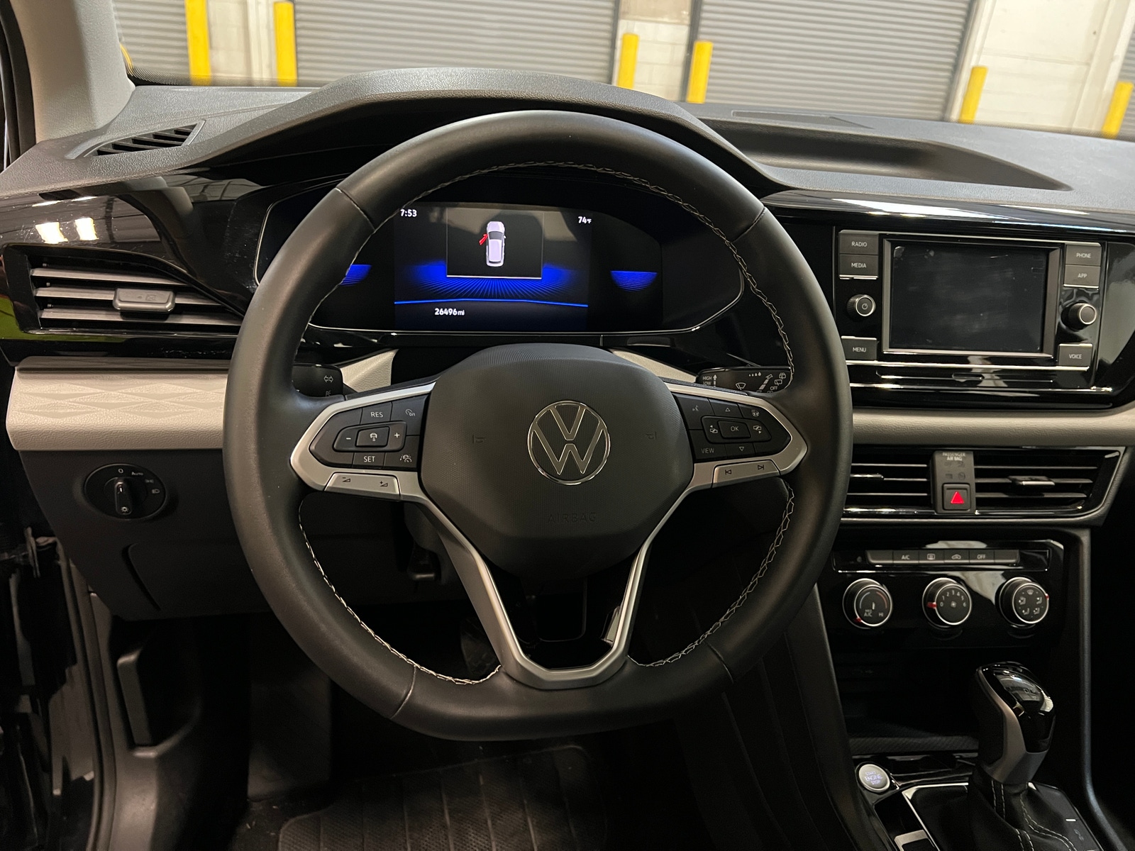 Thumbnail: 2023 Volkswagen Taos - 5