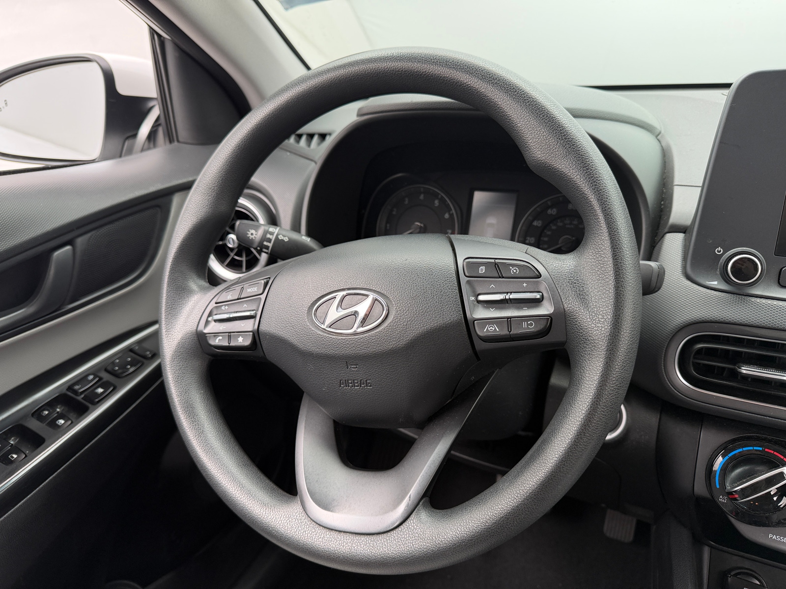 Thumbnail: 2023 Hyundai Kona - 5