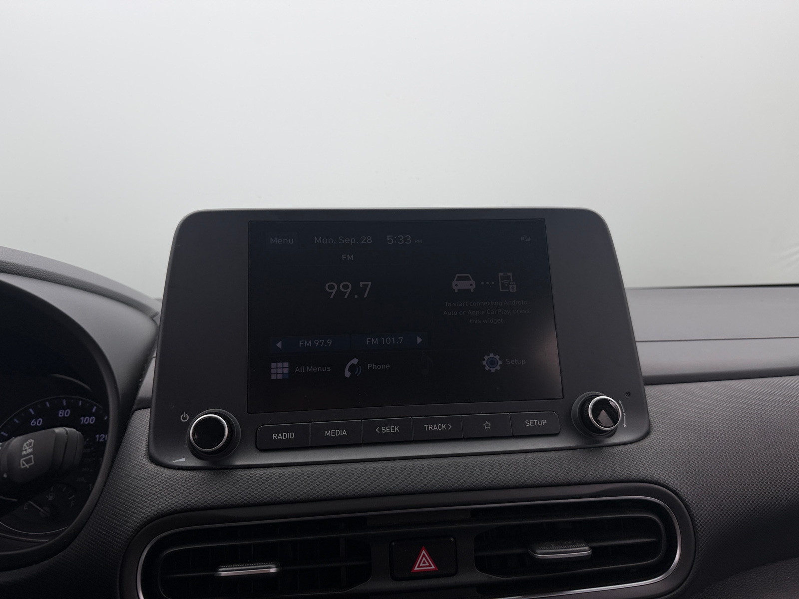 Thumbnail: 2023 Hyundai Kona - 4