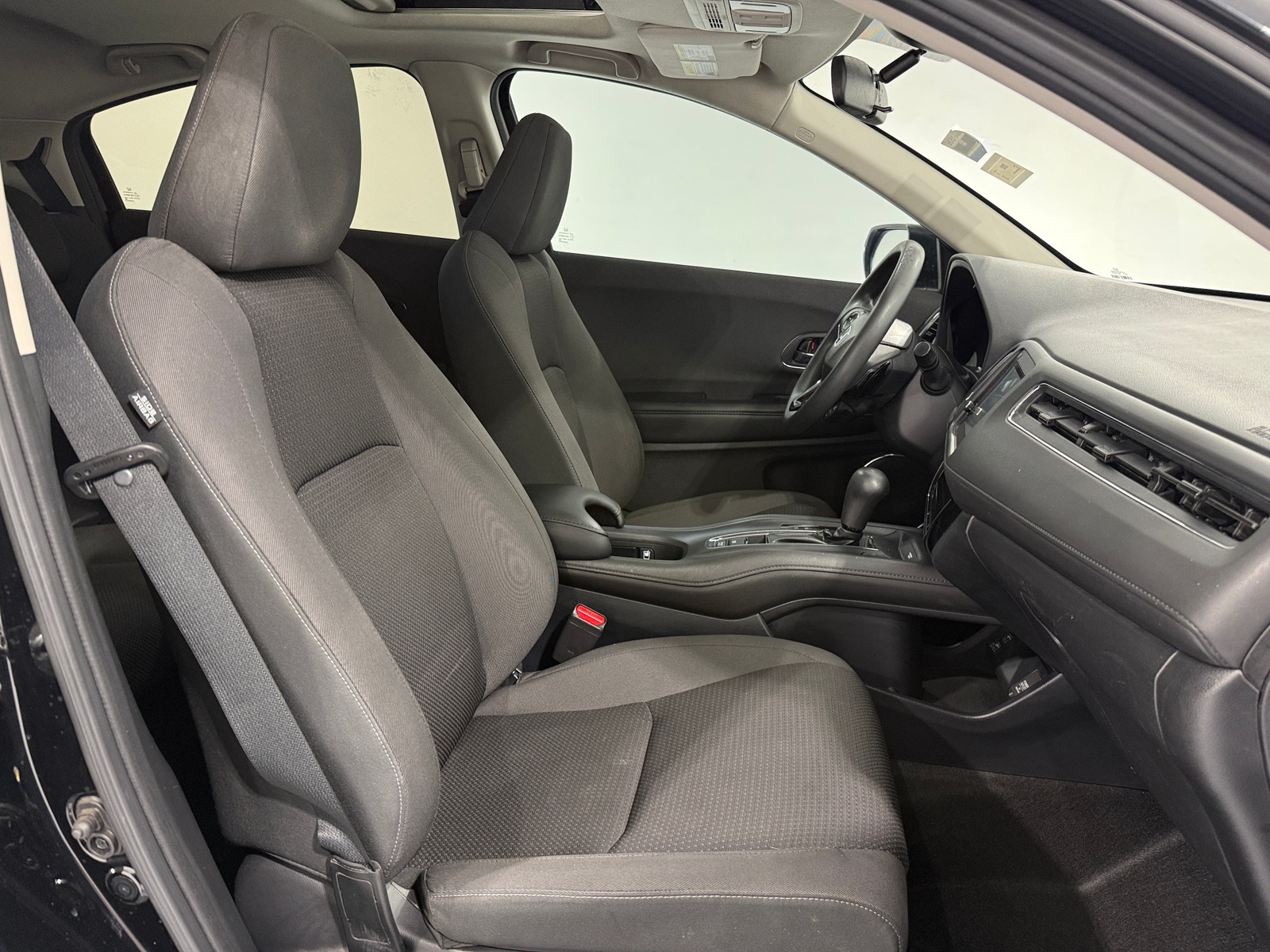 Thumbnail: 2022 Honda HR-V - 2