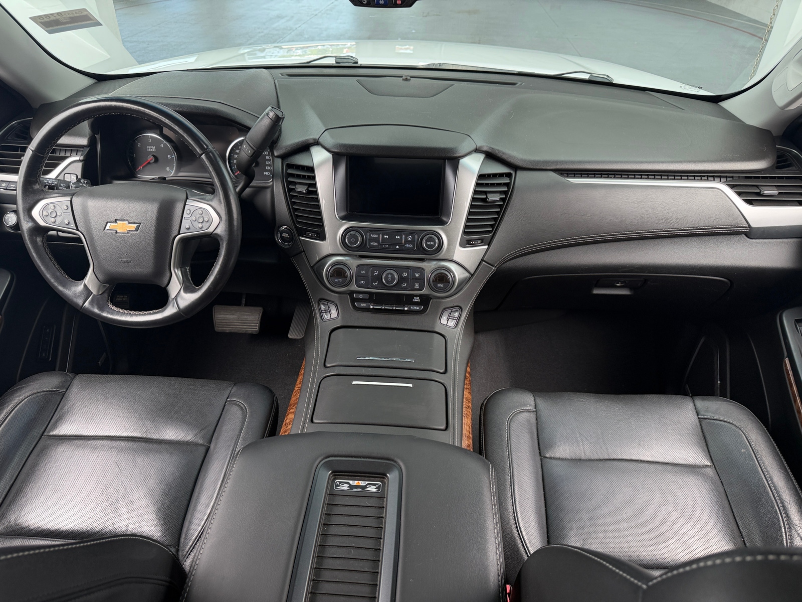 Thumbnail: 2019 Chevrolet Suburban - 2