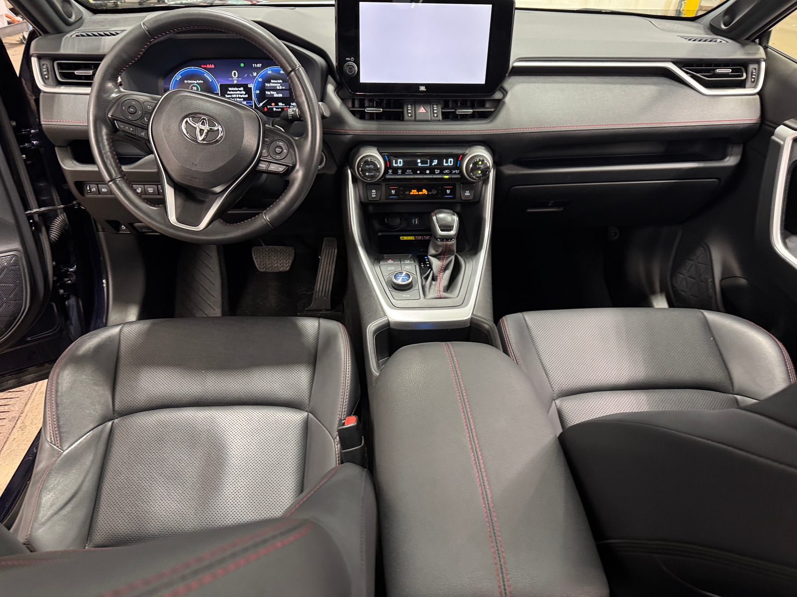 Thumbnail: 2024 Toyota RAV4 - 2