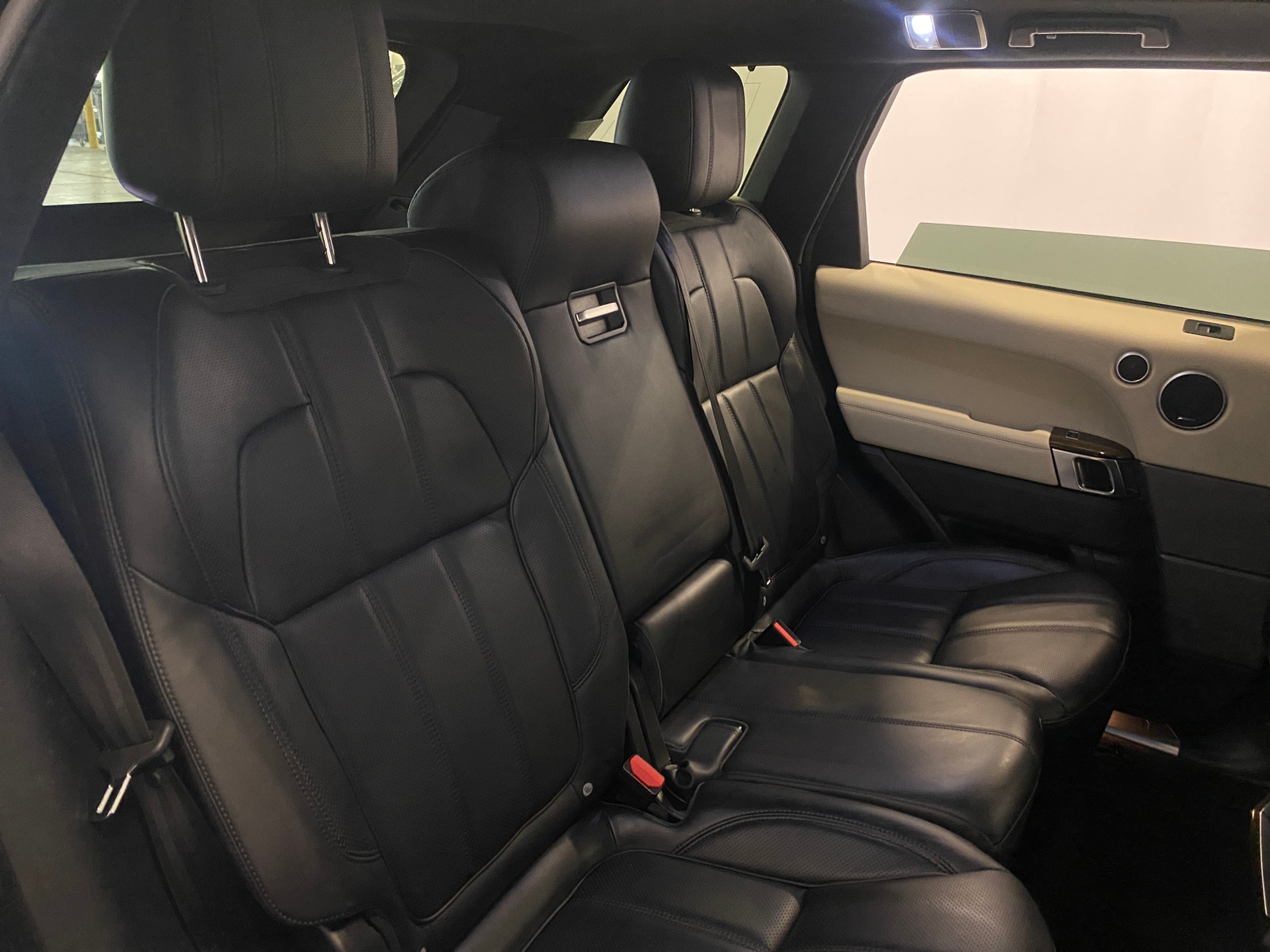 Thumbnail: 2016 Land Rover Range Rover Sport - 5