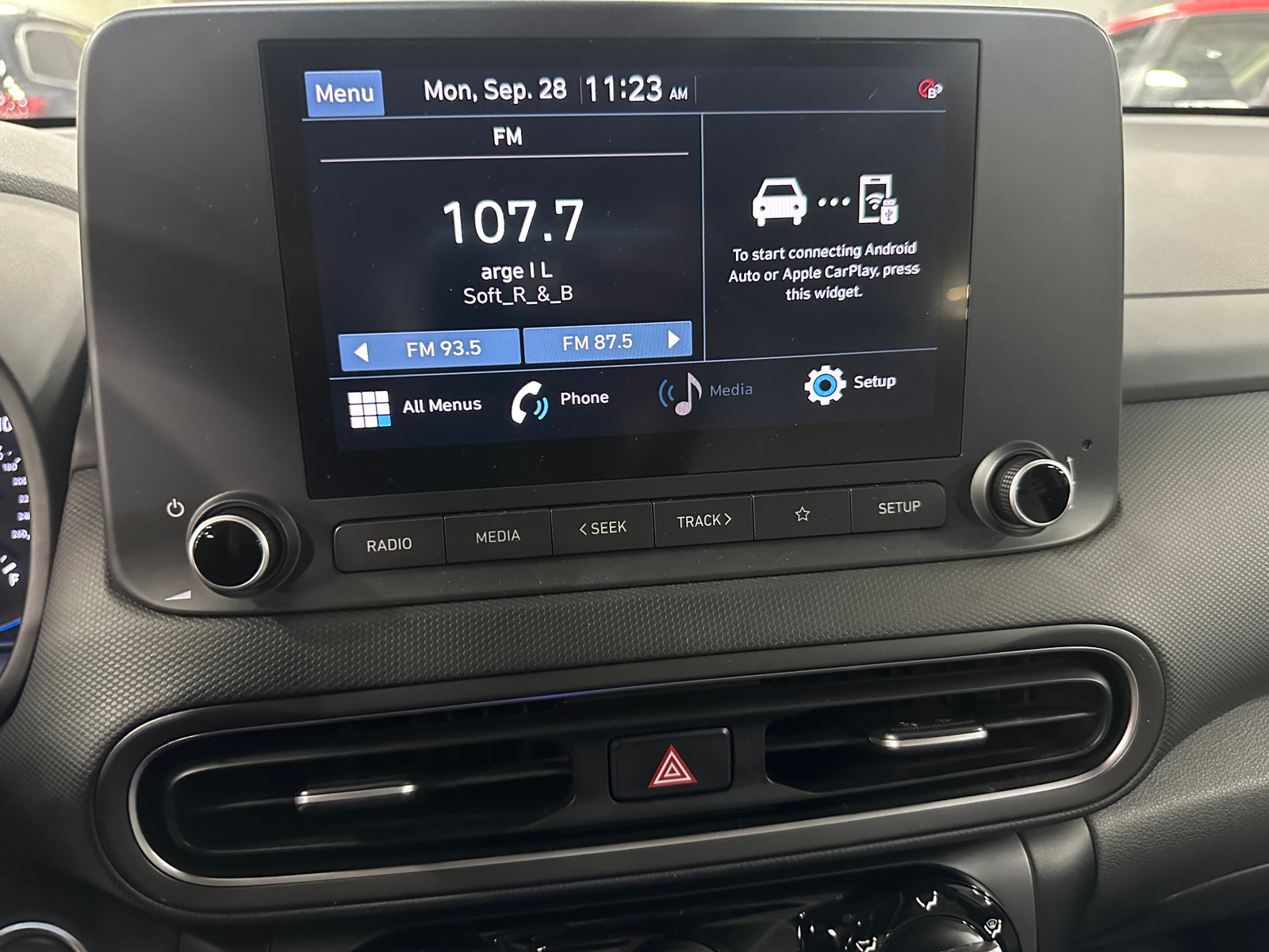 Thumbnail: 2023 Hyundai Kona - 4