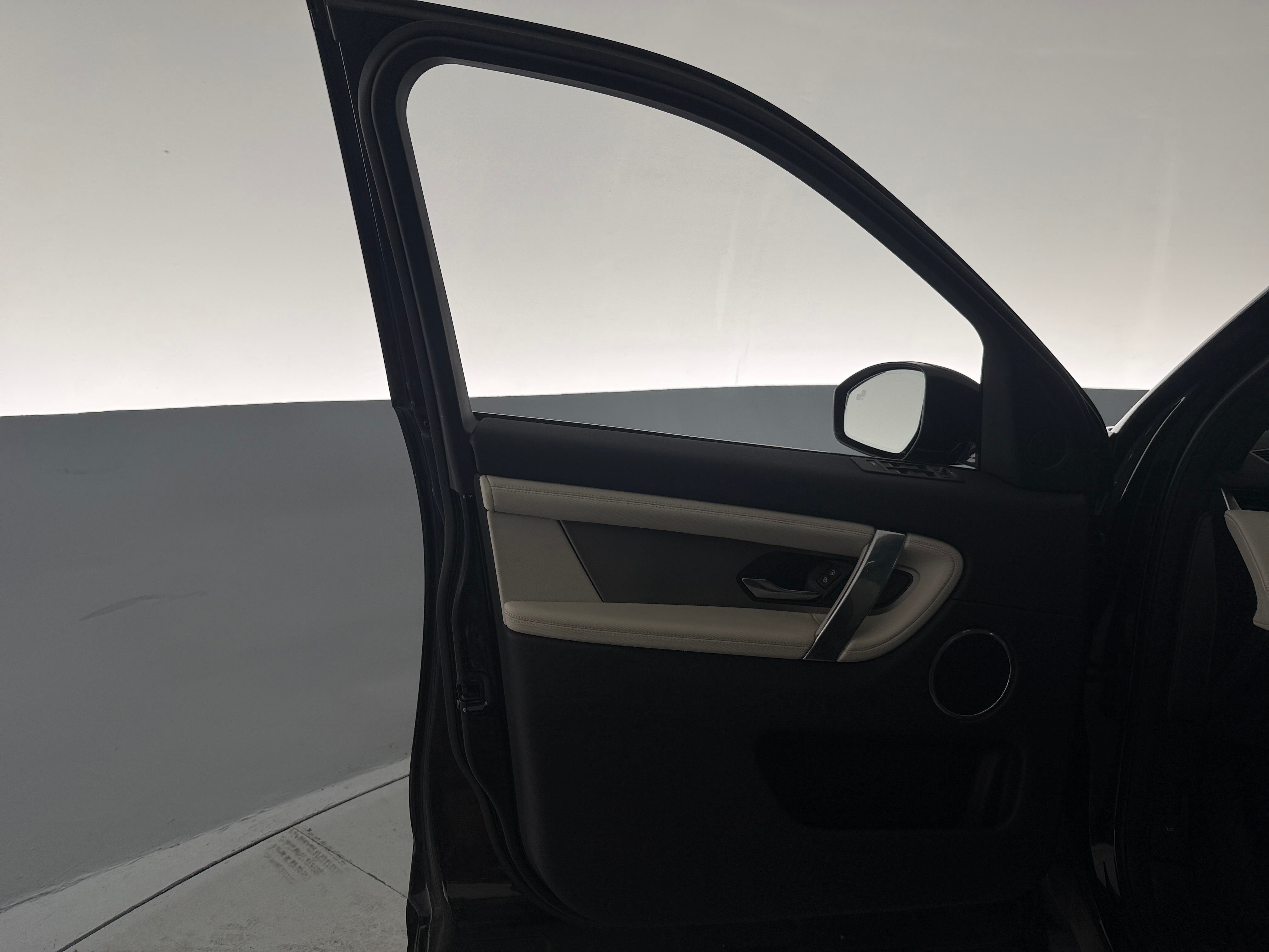 2023 Land Rover Discovery Sport
