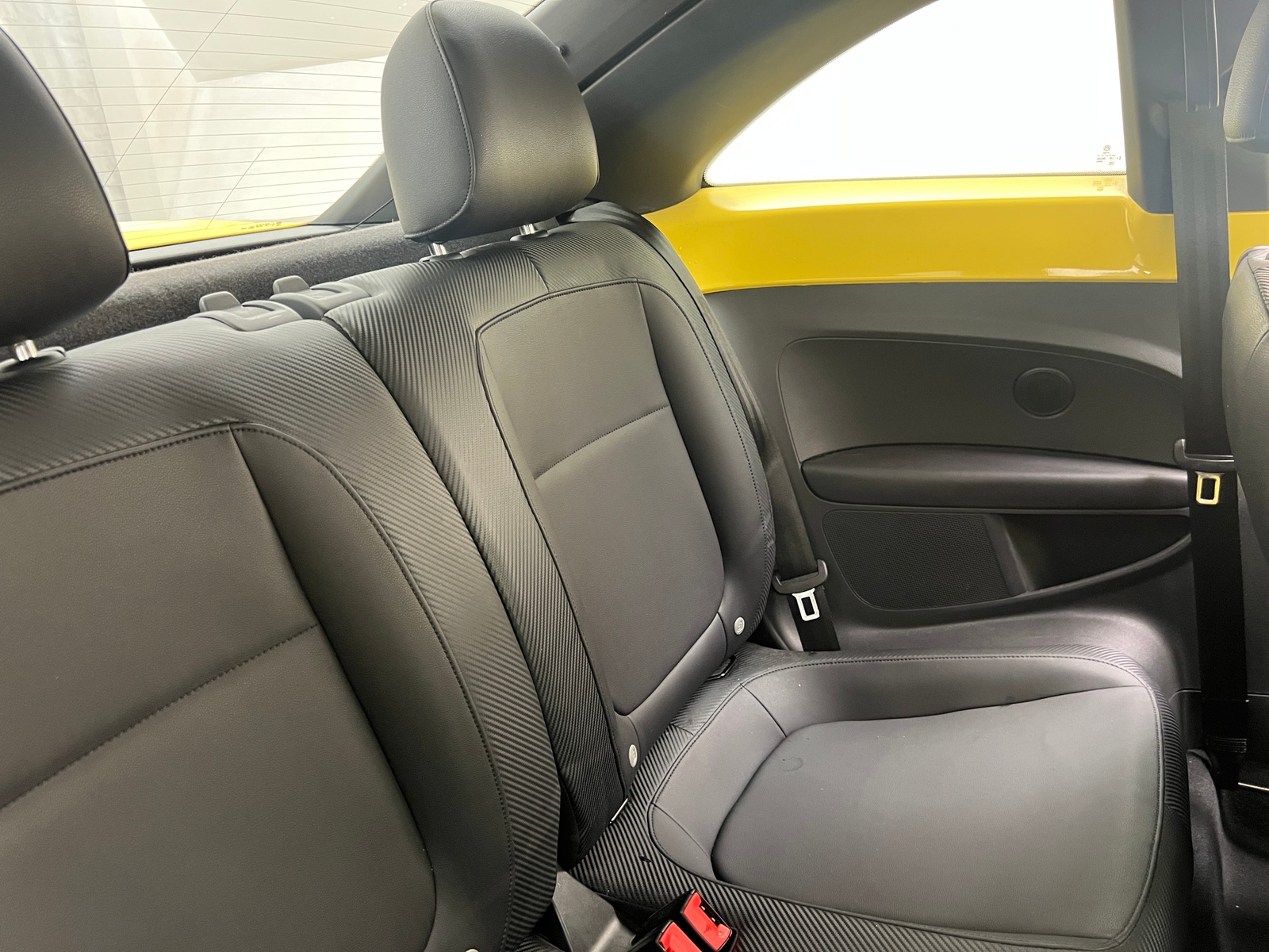 Thumbnail: 2013 Volkswagen Beetle - 5