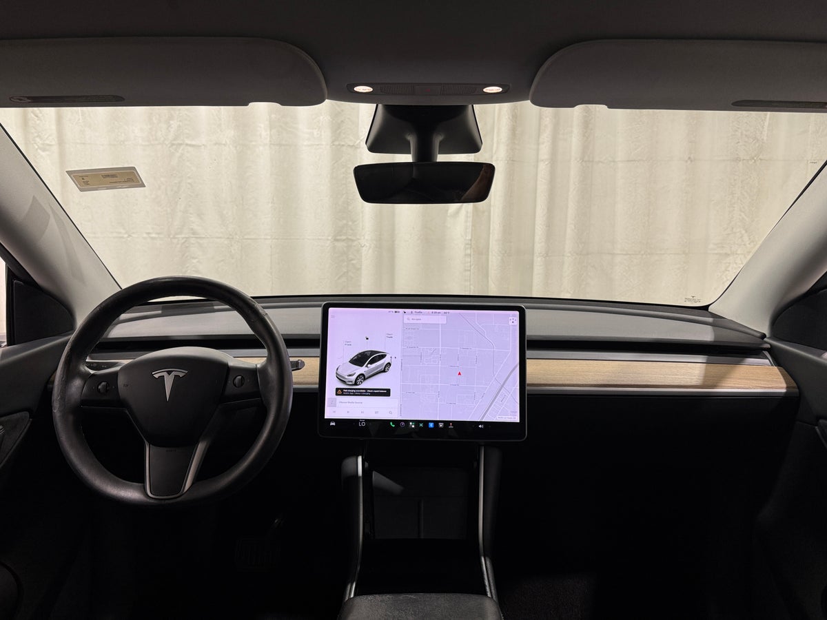 2021 Tesla Model Y Long Range All-Wheel Drive in Pearl White — photo 2