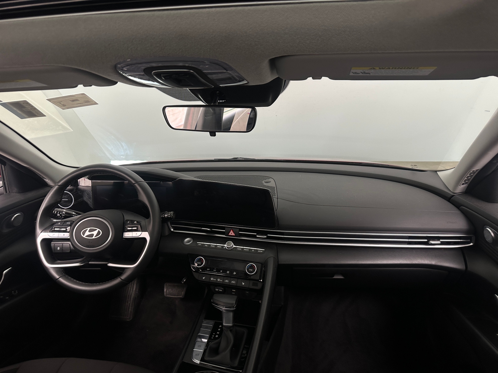 Thumbnail: 2025 Hyundai Elantra - 3