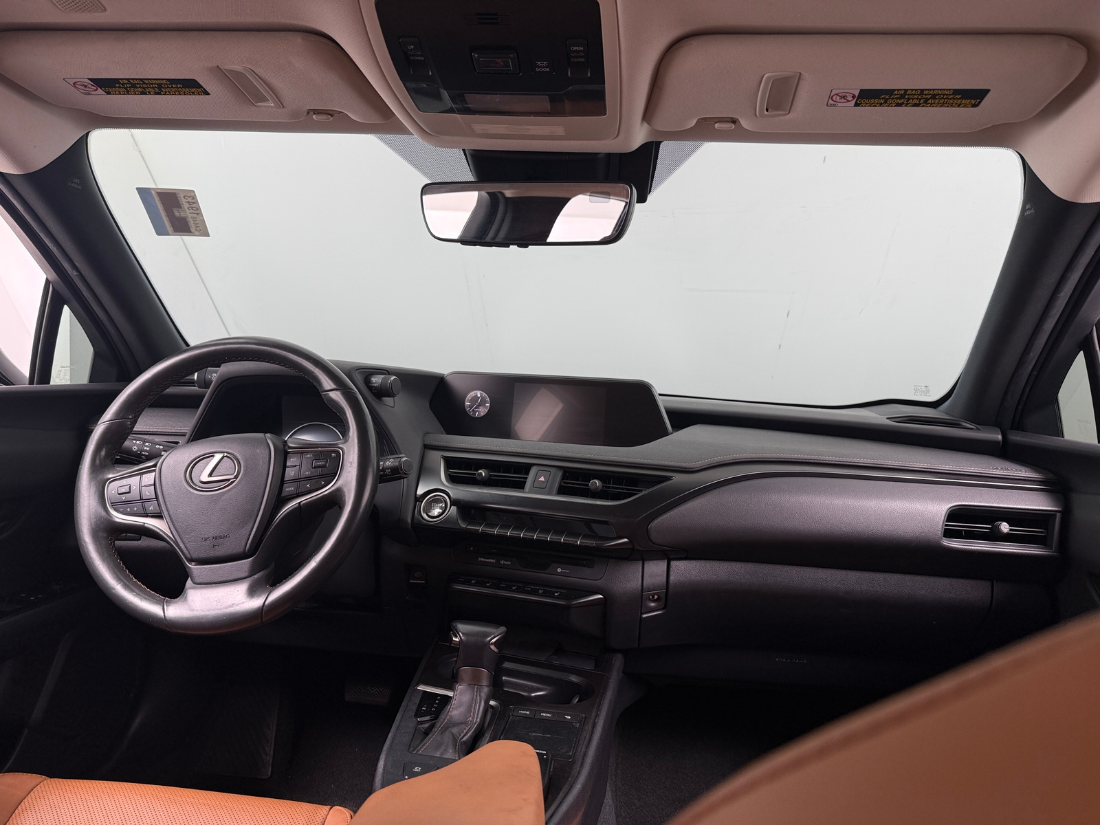 Thumbnail: 2021 Lexus UX - 3