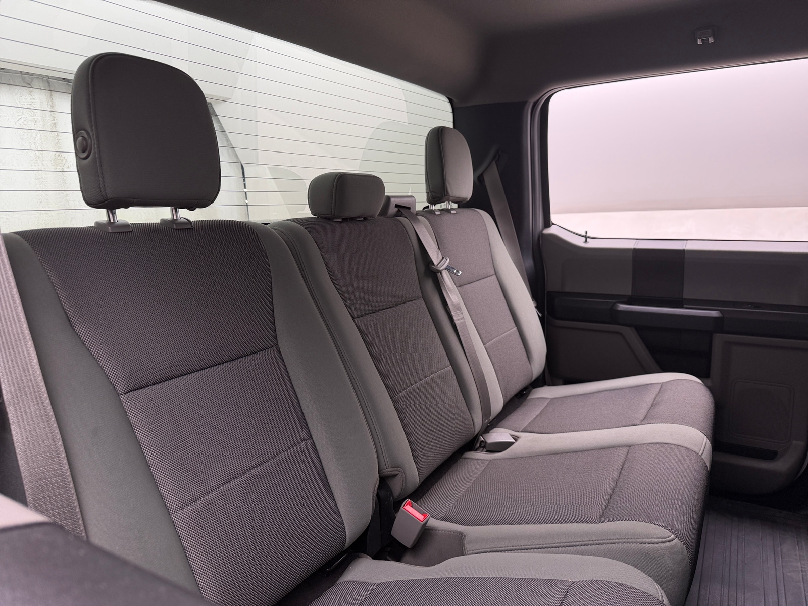 Thumbnail: 2019 Ford Econoline - 6