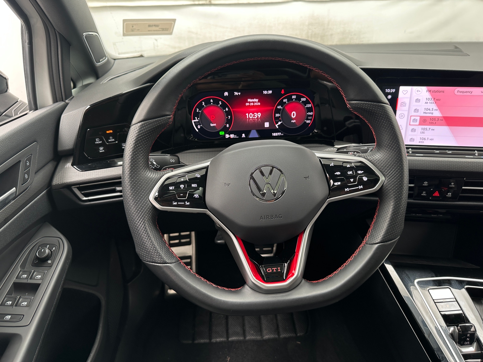 Thumbnail: 2024 Volkswagen Golf - 5