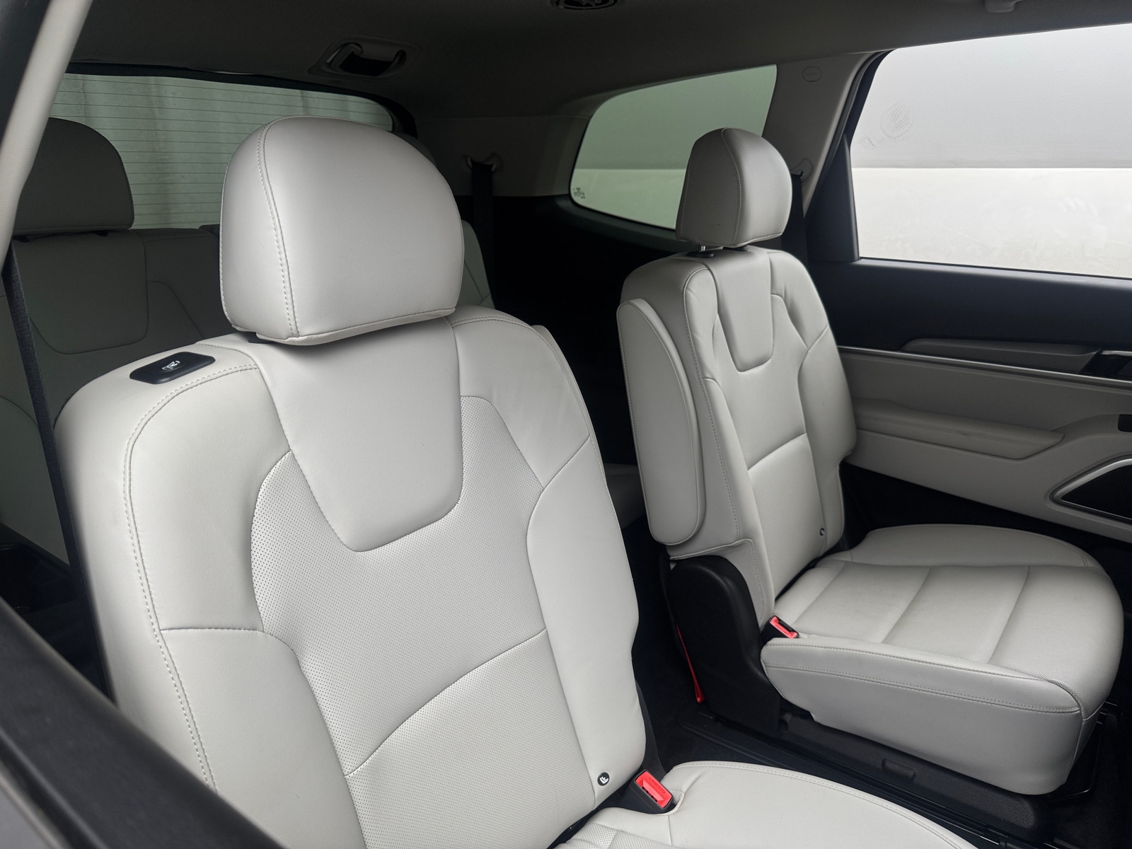 Thumbnail: 2021 Kia Telluride - 5