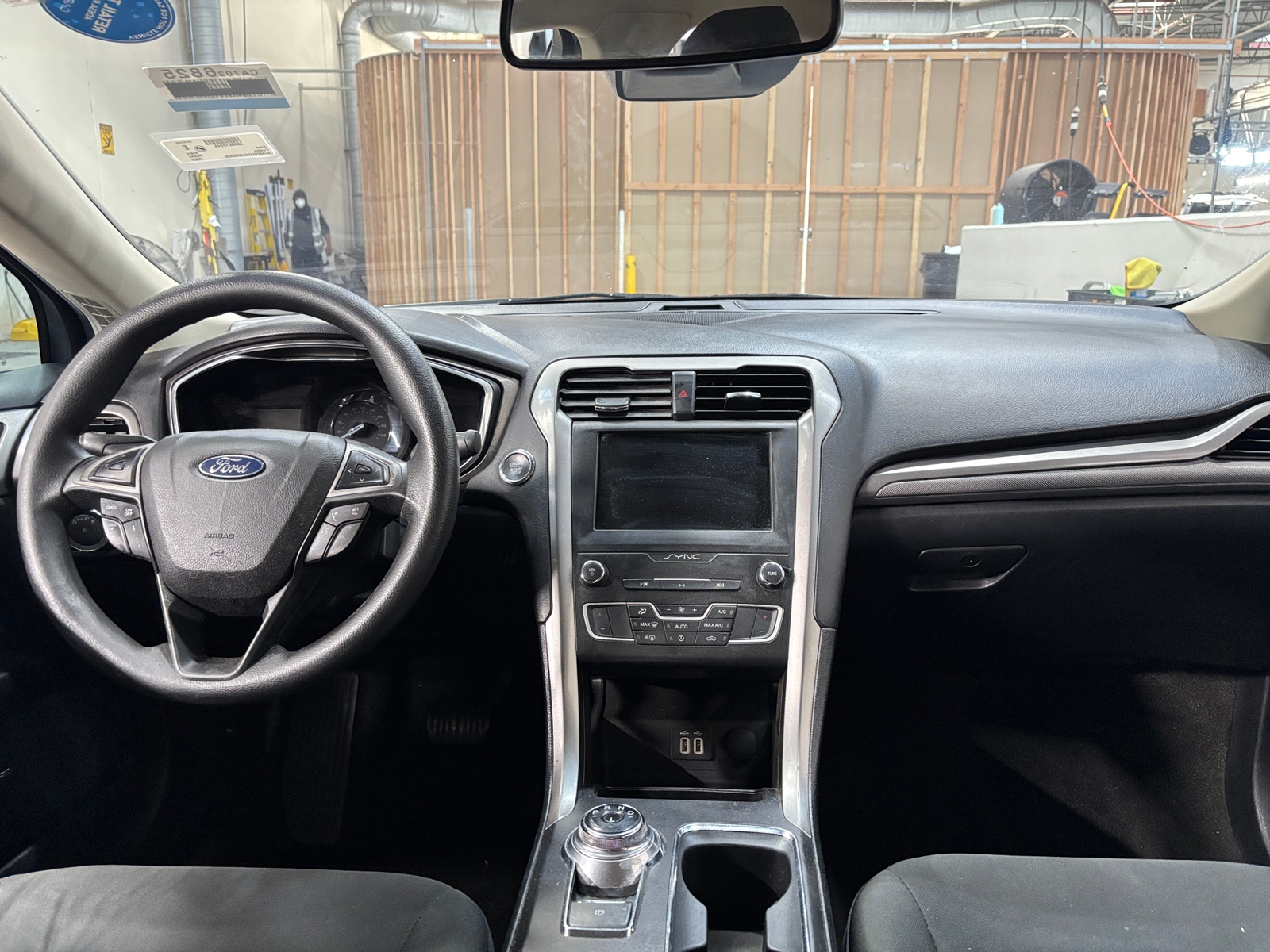 Thumbnail: 2020 Ford Fusion - 3