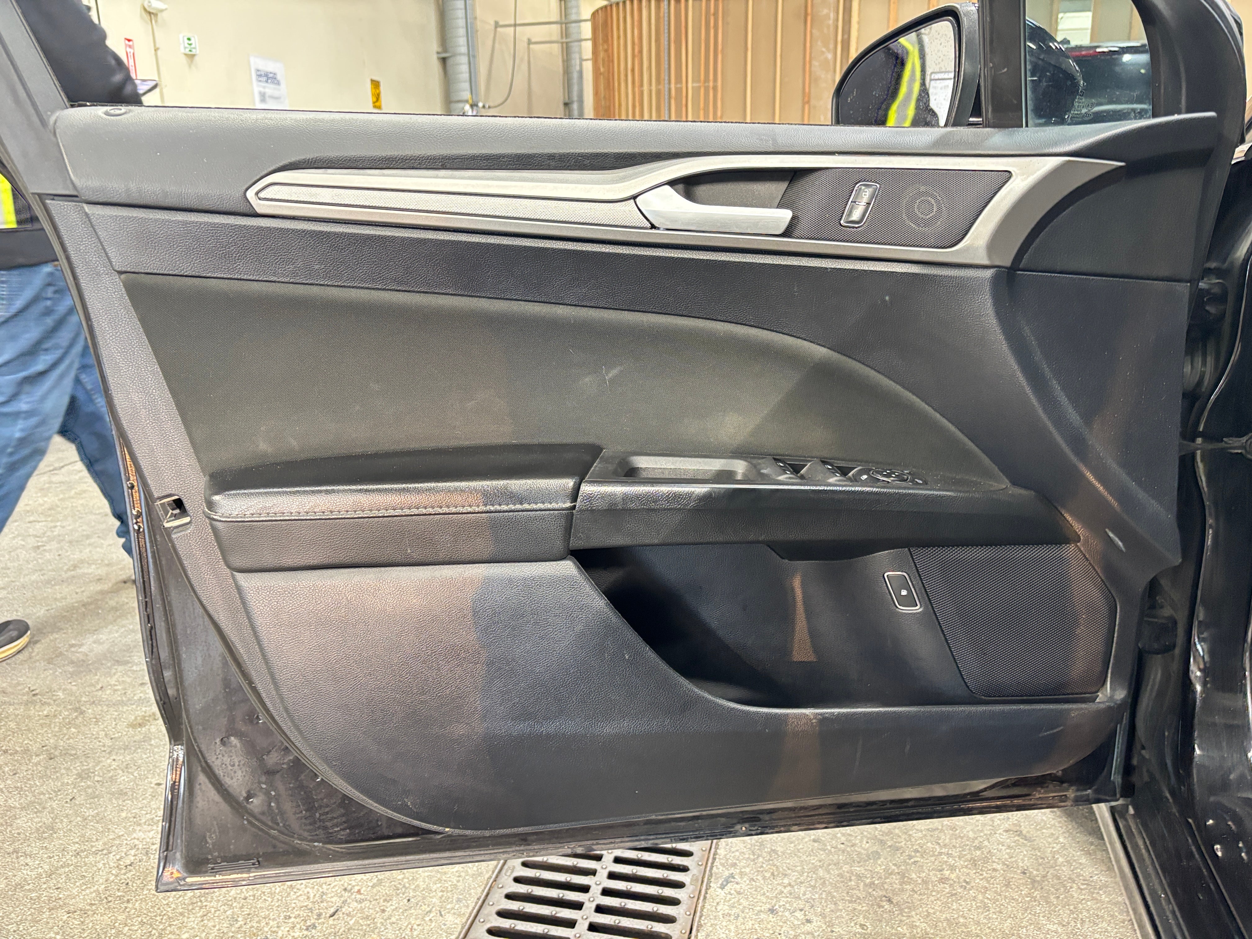 Used 2020 Ford Fusion Hybrid SE with VIN 3FA6P0LU4LR226430 for sale in Pewaukee, WI