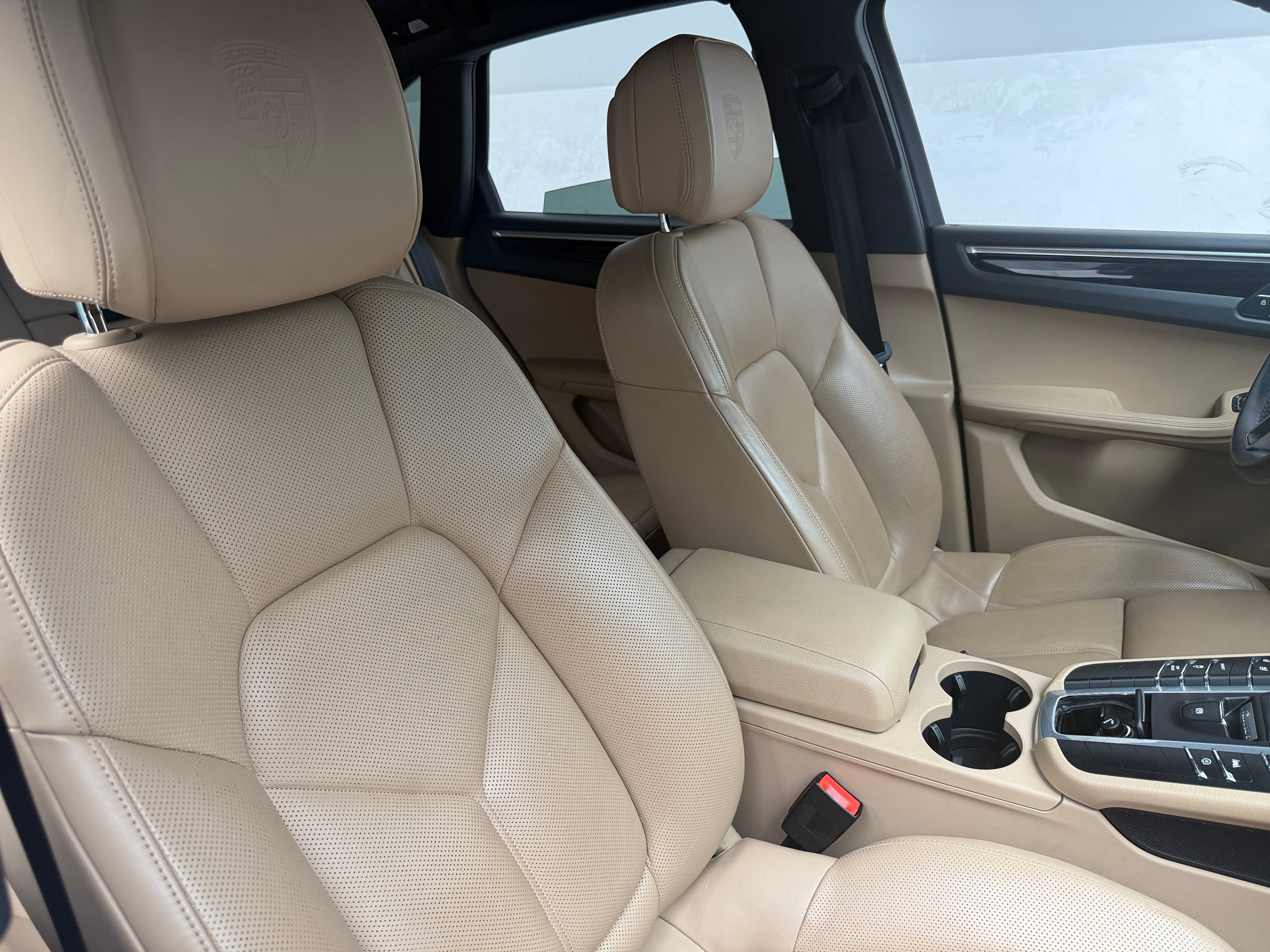 2021 Porsche Macan