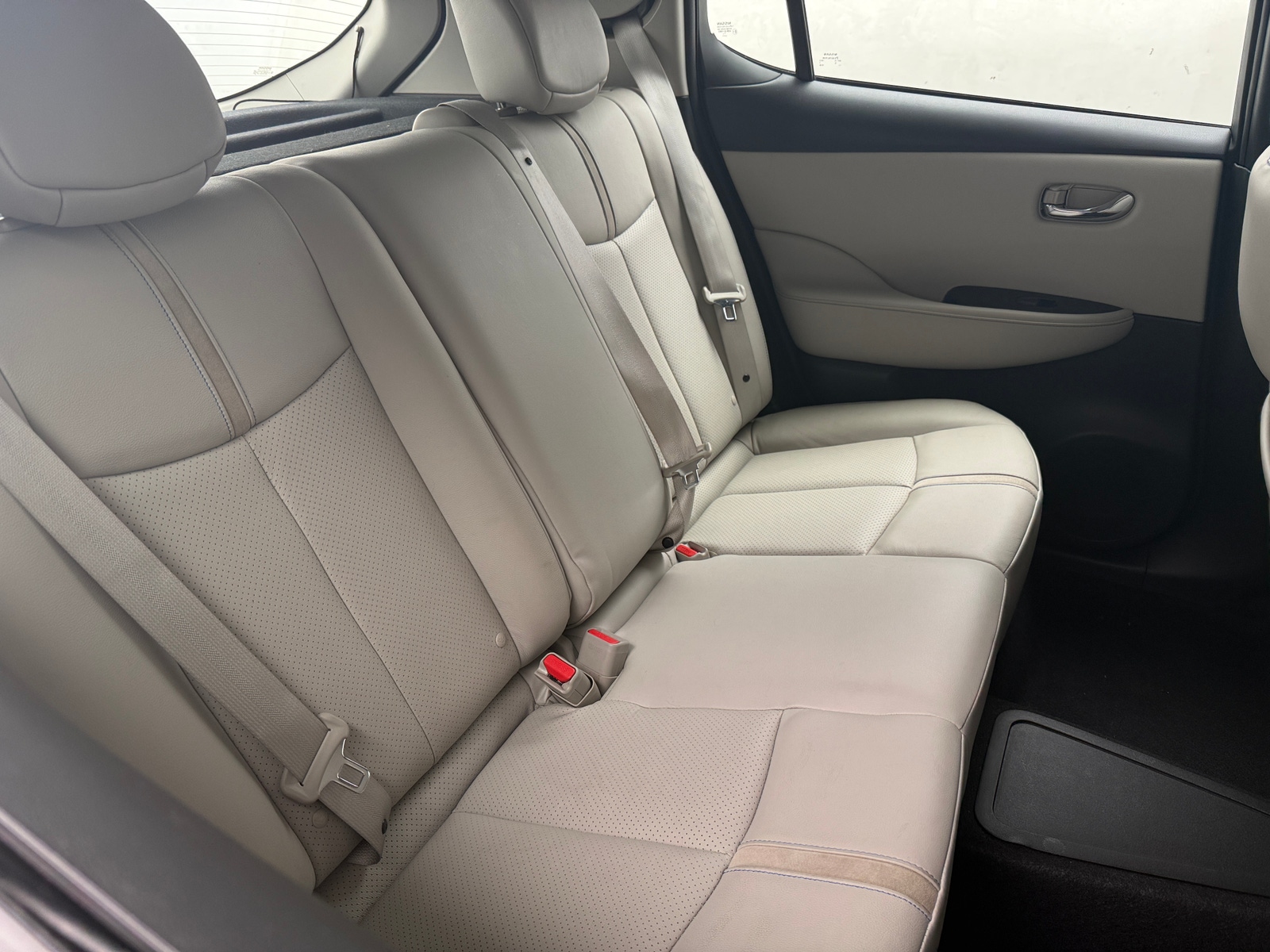 Thumbnail: 2018 Nissan Leaf - 5