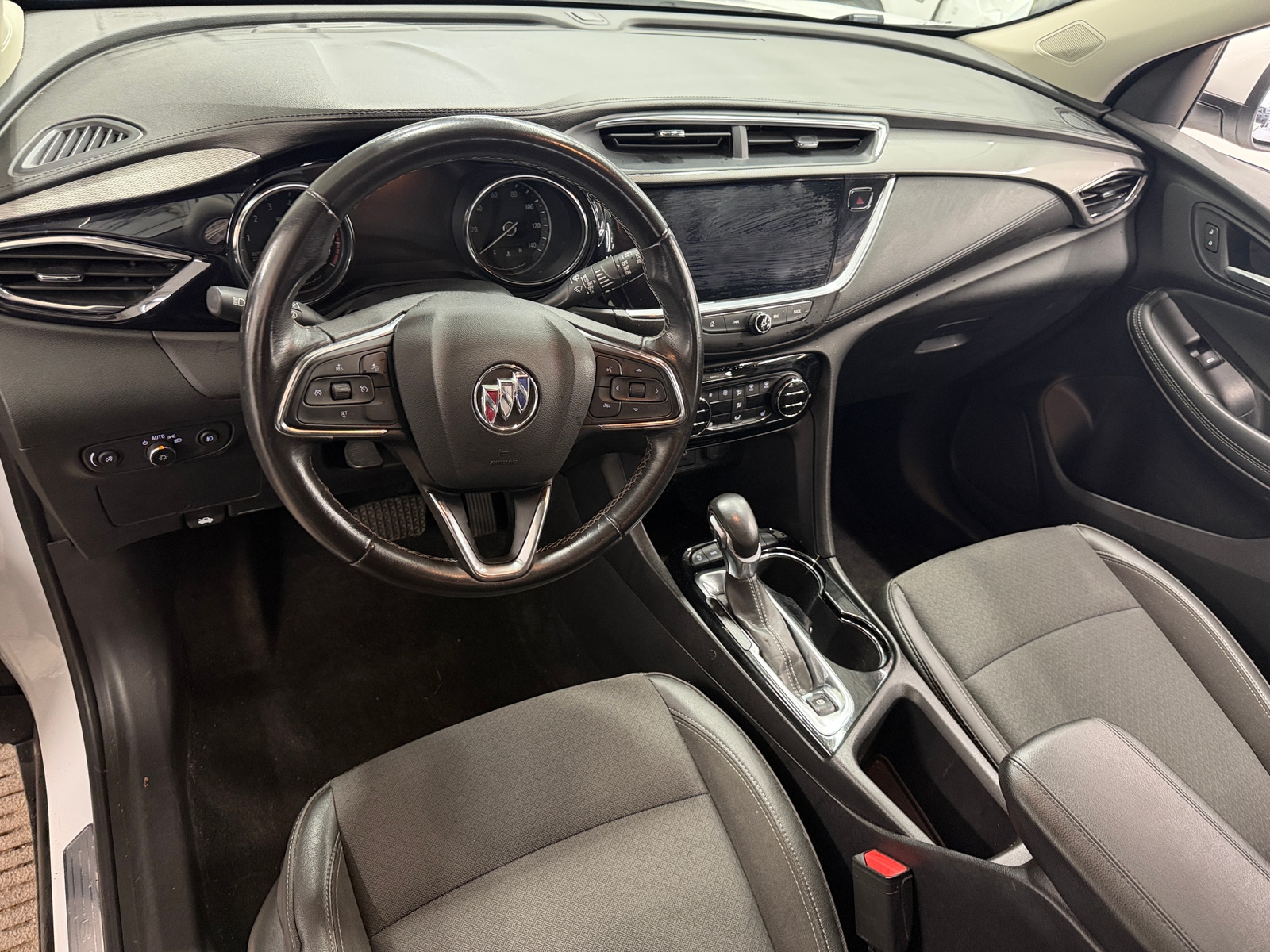 Thumbnail: 2020 Buick Encore GX - 2