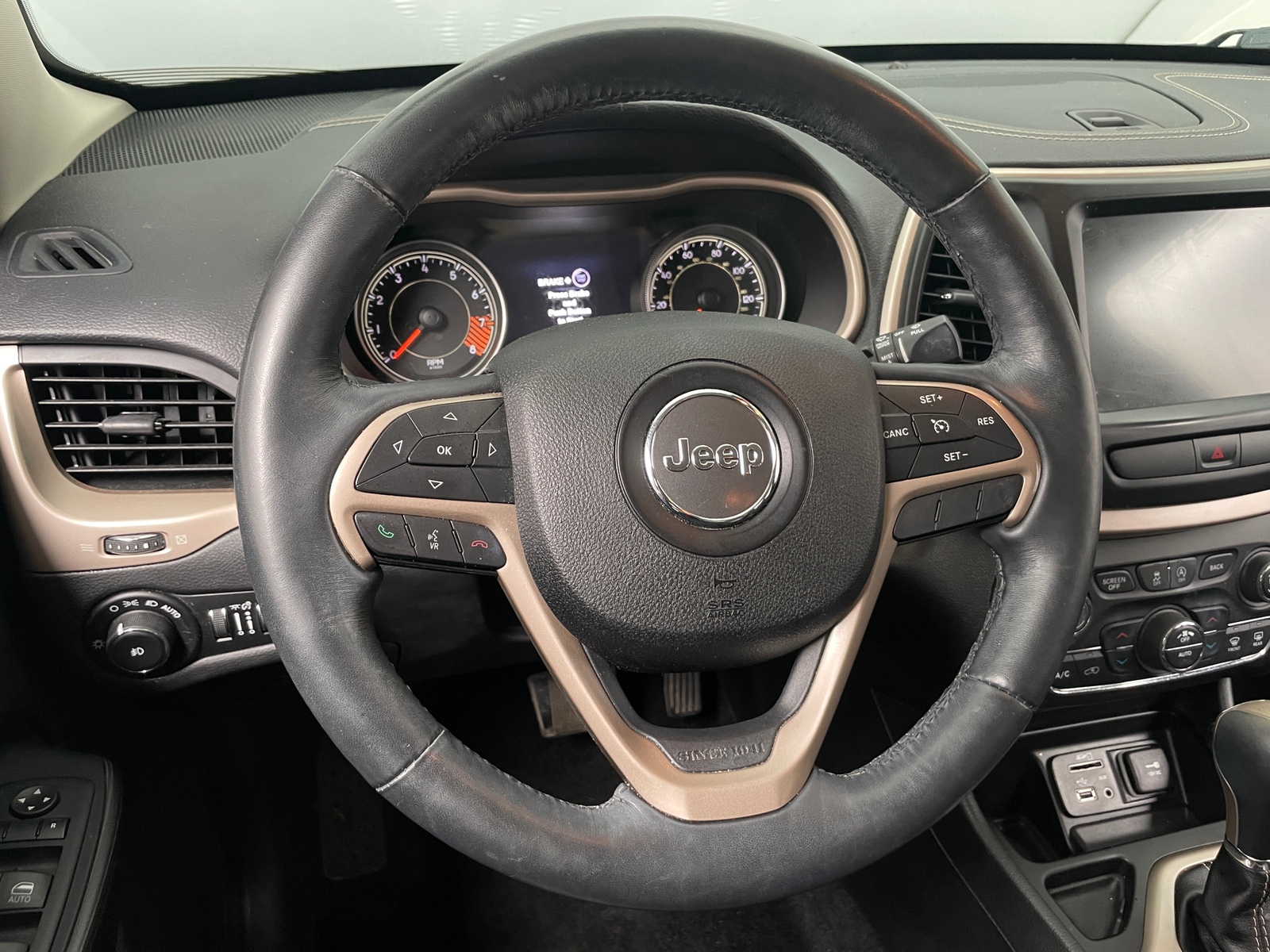 Thumbnail: 2015 Jeep Cherokee - 4
