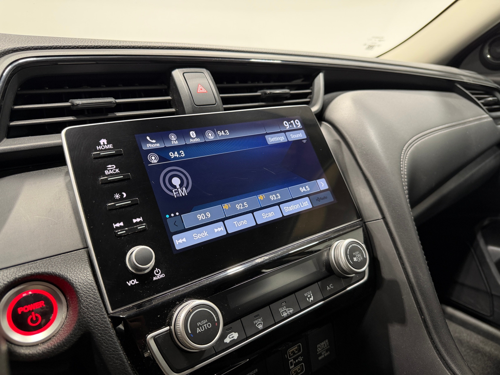 Thumbnail: 2022 Honda Insight - 4