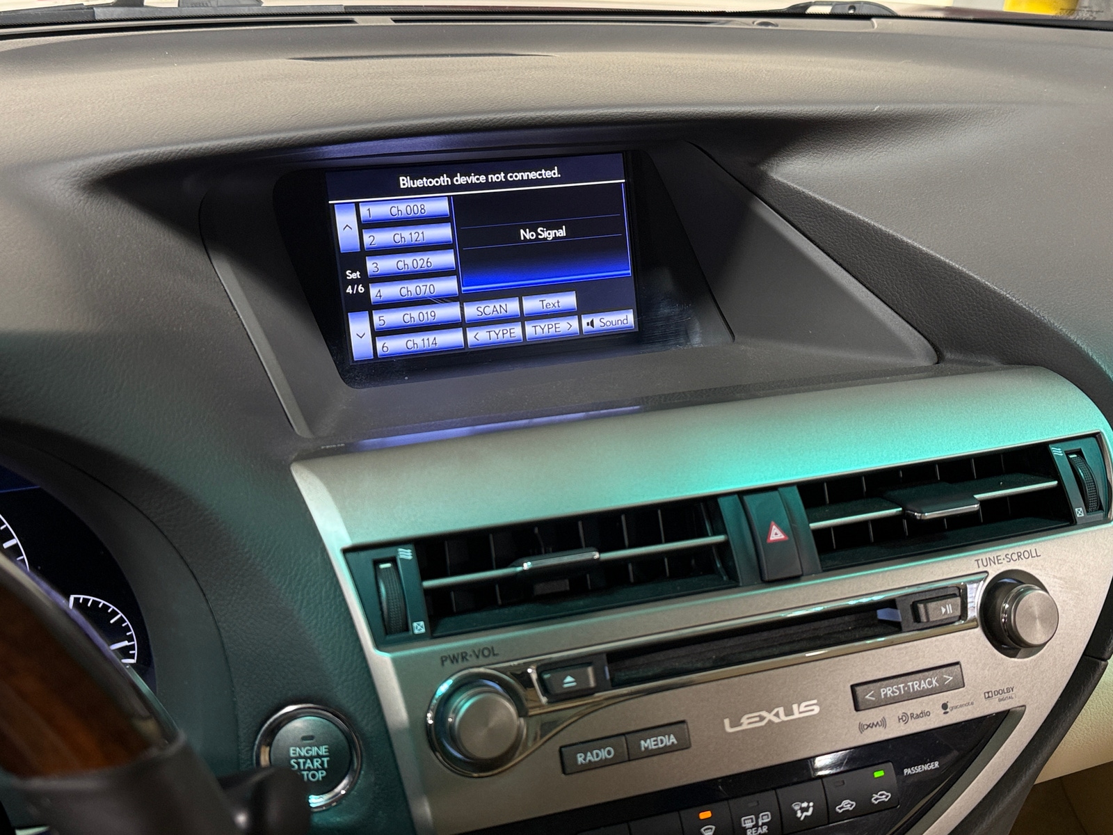 Thumbnail: 2015 Lexus RX - 4