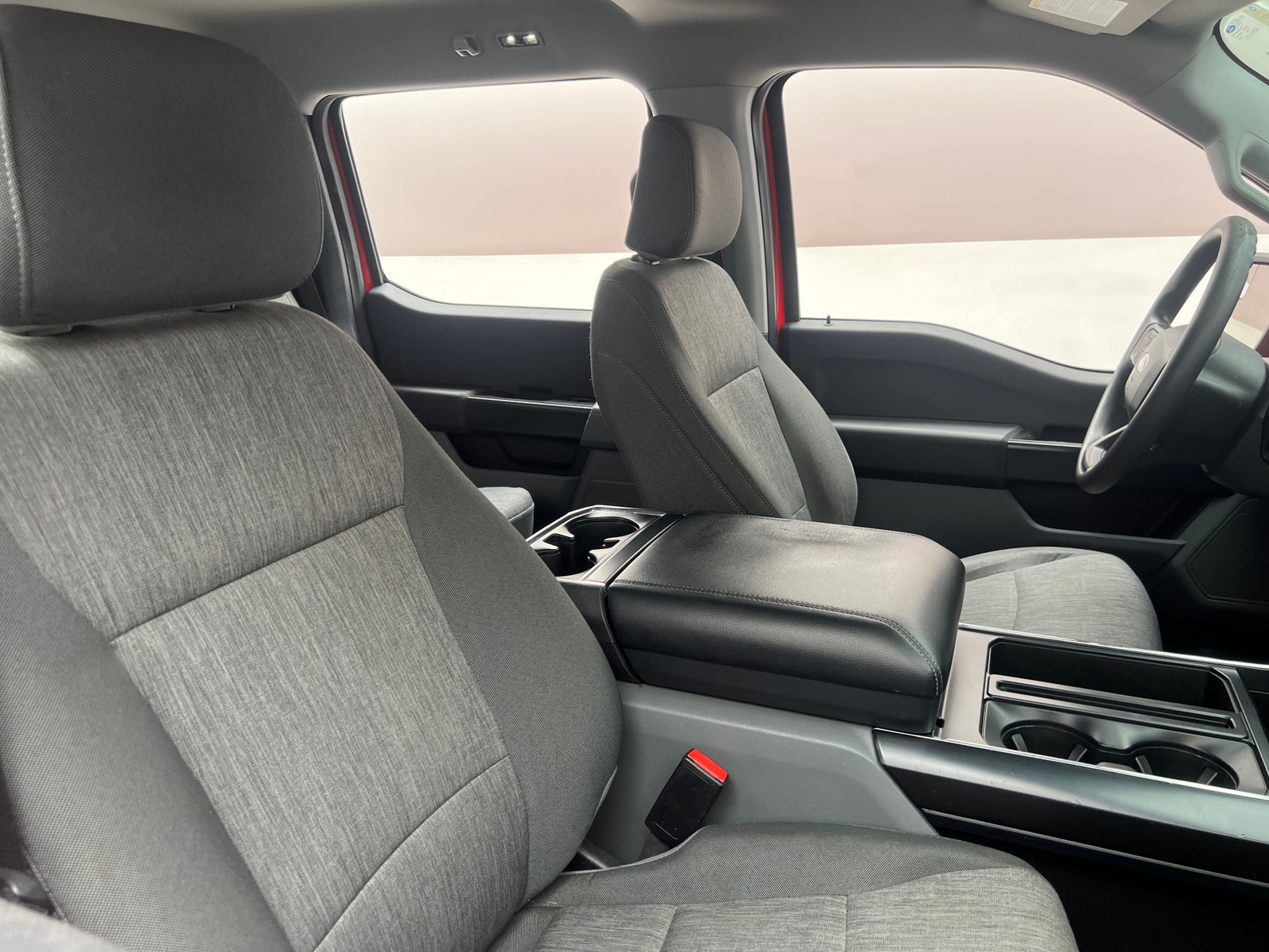 Thumbnail: 2022 Ford Econoline - 2
