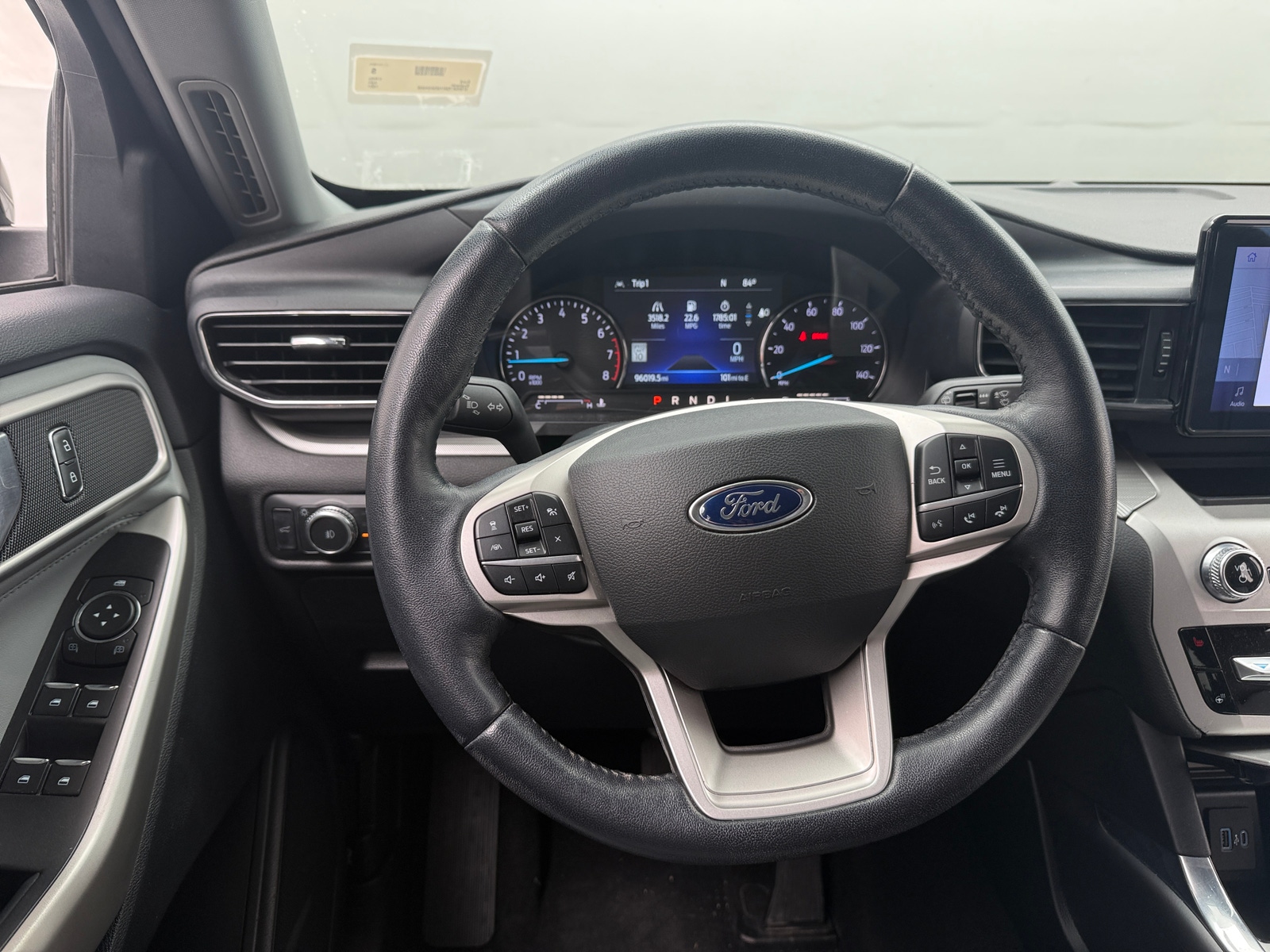 Thumbnail: 2022 Ford Explorer - 4