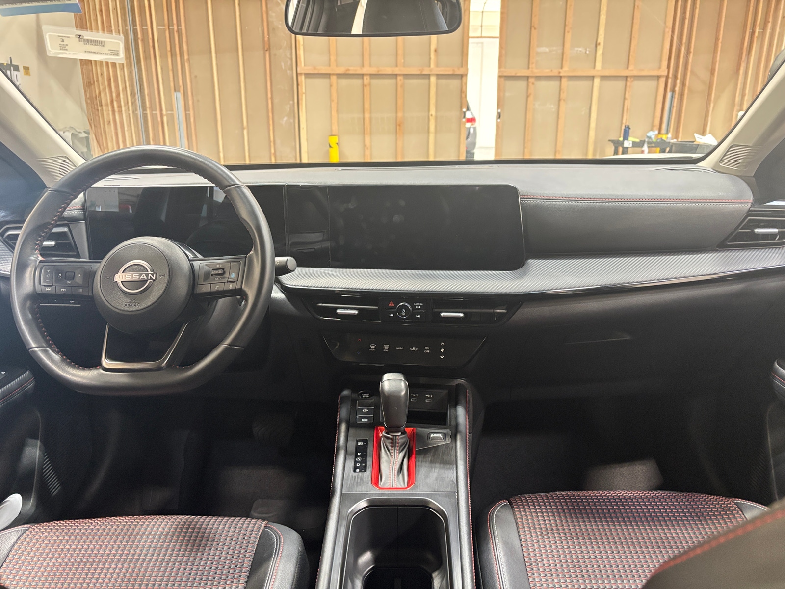 Thumbnail: 2026 Nissan Kicks - 2