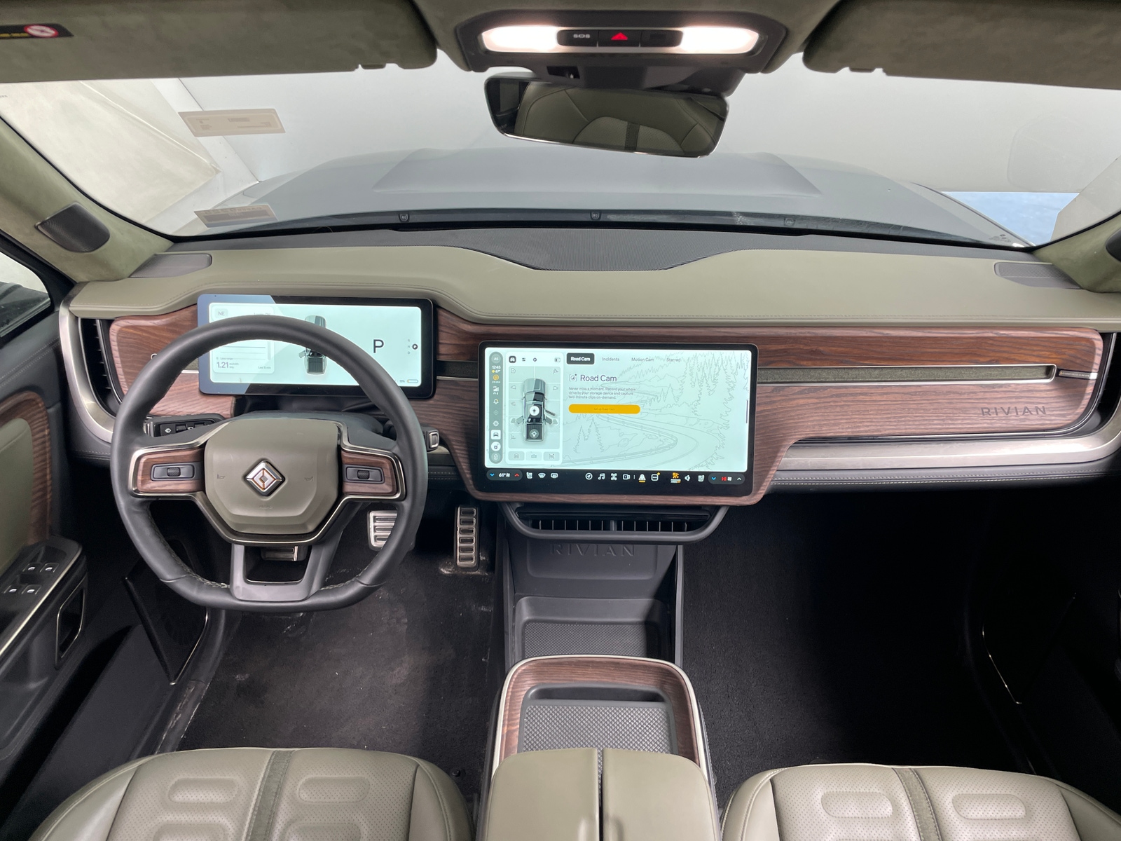 Thumbnail: 2023 Rivian R1T - 2