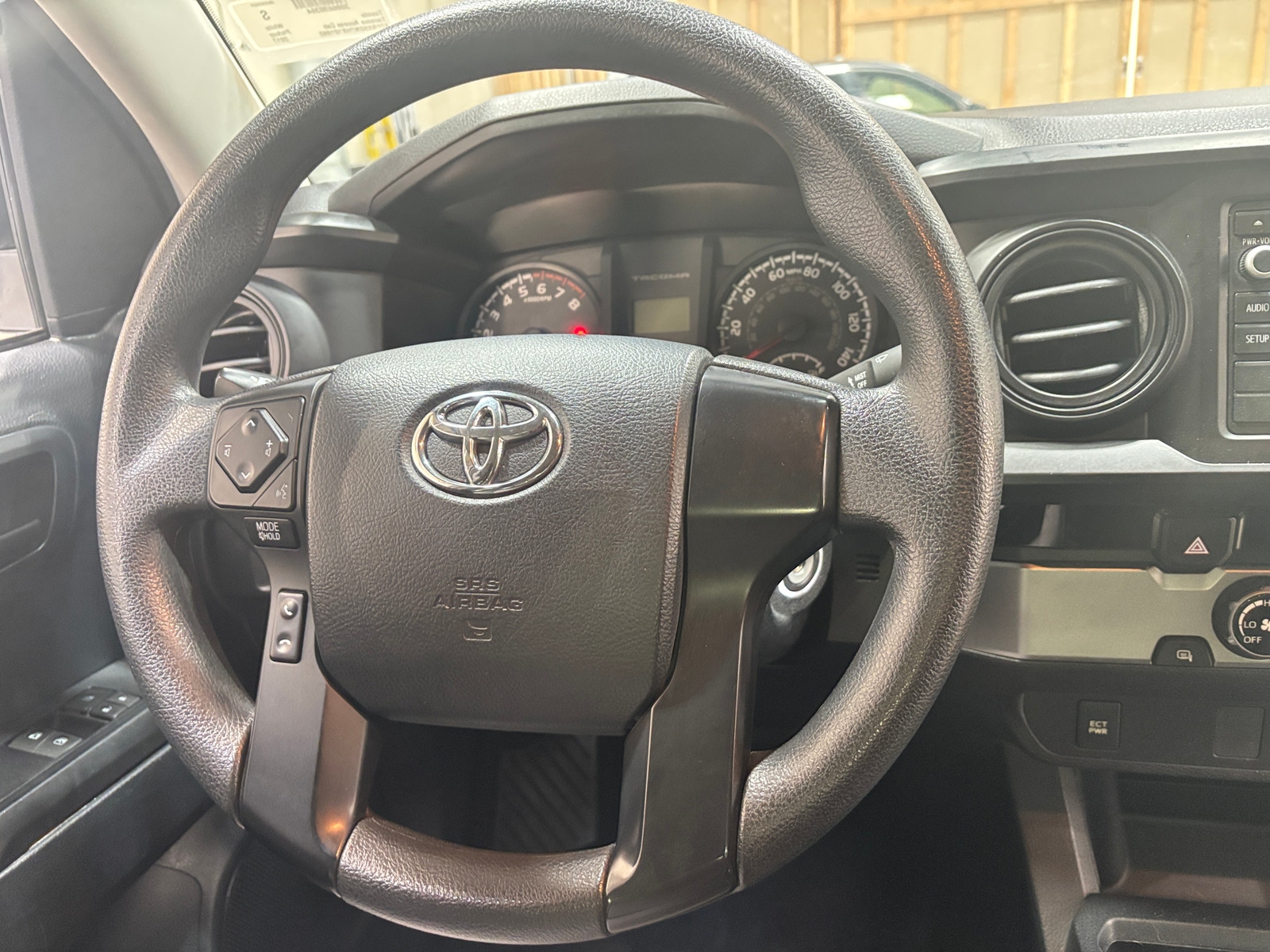 Thumbnail: 2017 Toyota Tacoma - 5
