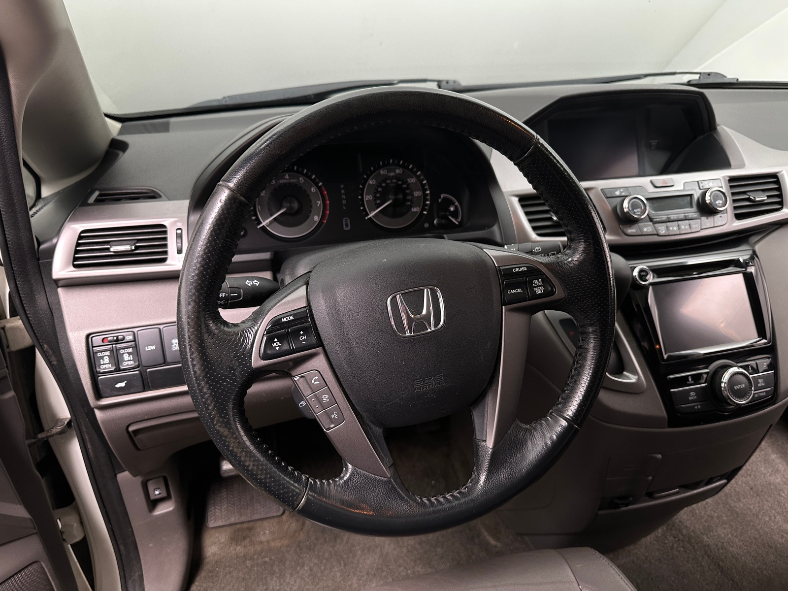 Thumbnail: 2015 Honda Odyssey - 4
