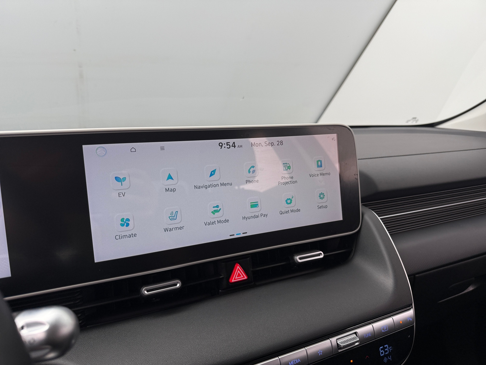 Thumbnail: 2024 Hyundai Ioniq 5 - 4