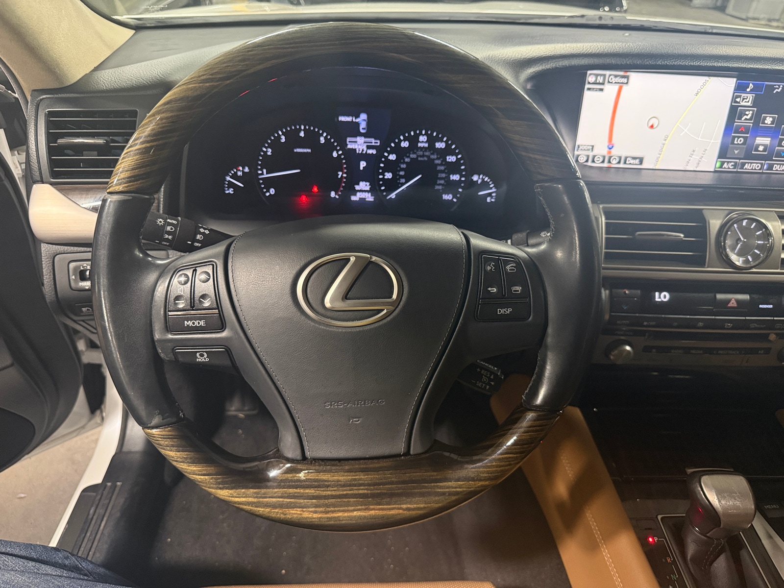 Thumbnail: 2015 Lexus LS - 4