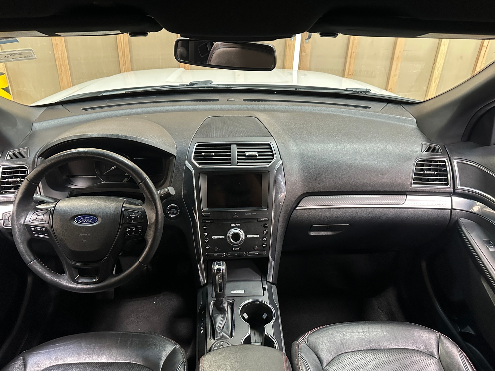 Thumbnail: 2019 Ford Explorer - 2