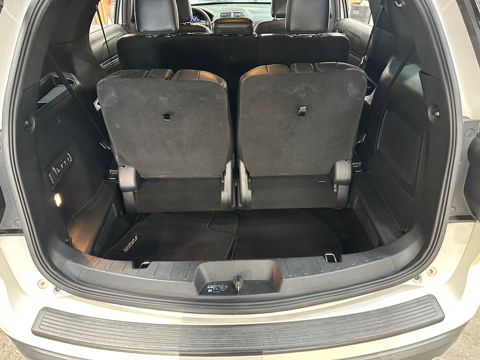 Thumbnail: 2019 Ford Explorer - 6