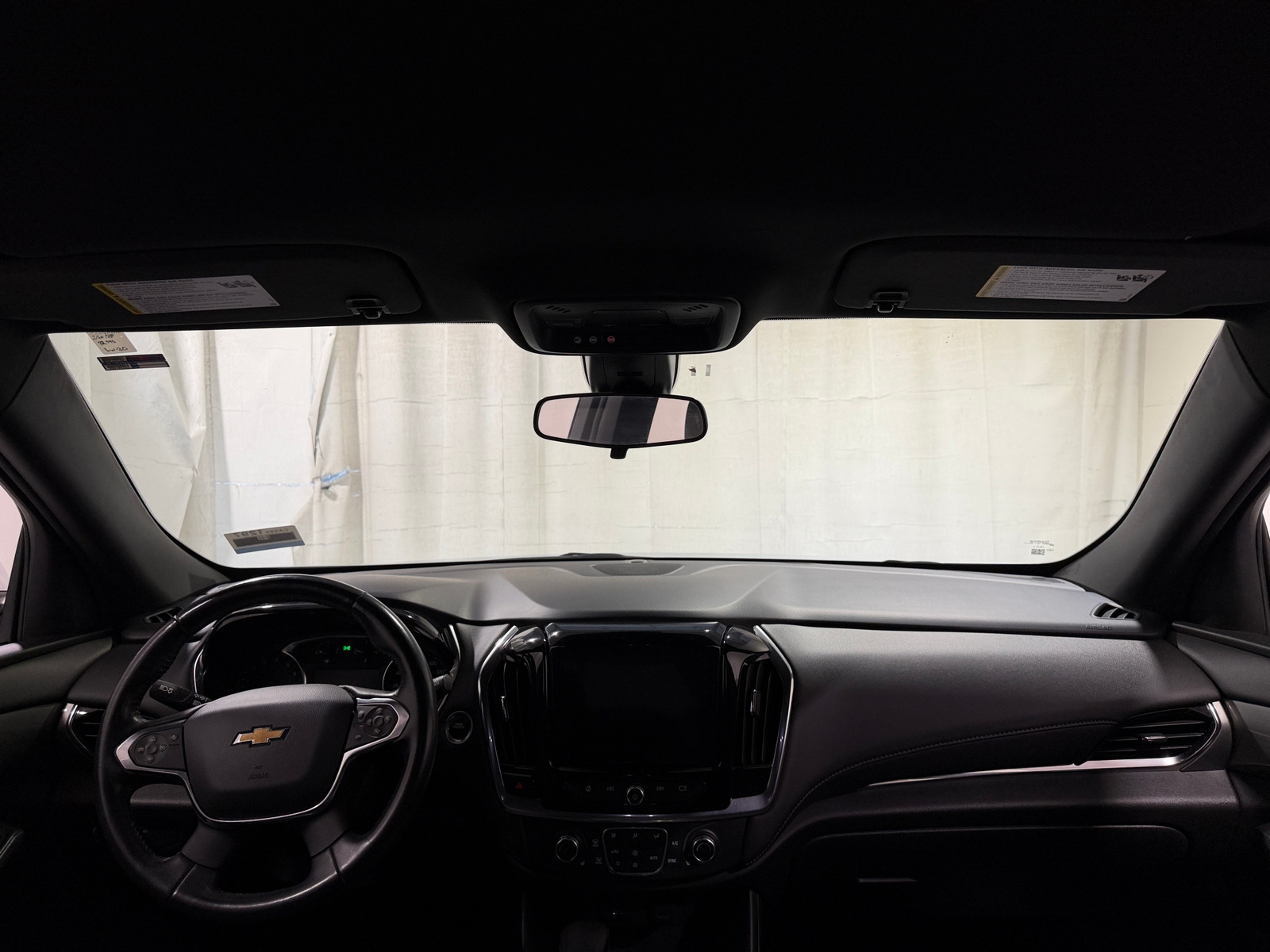 Thumbnail: 2022 Chevrolet Traverse - 3