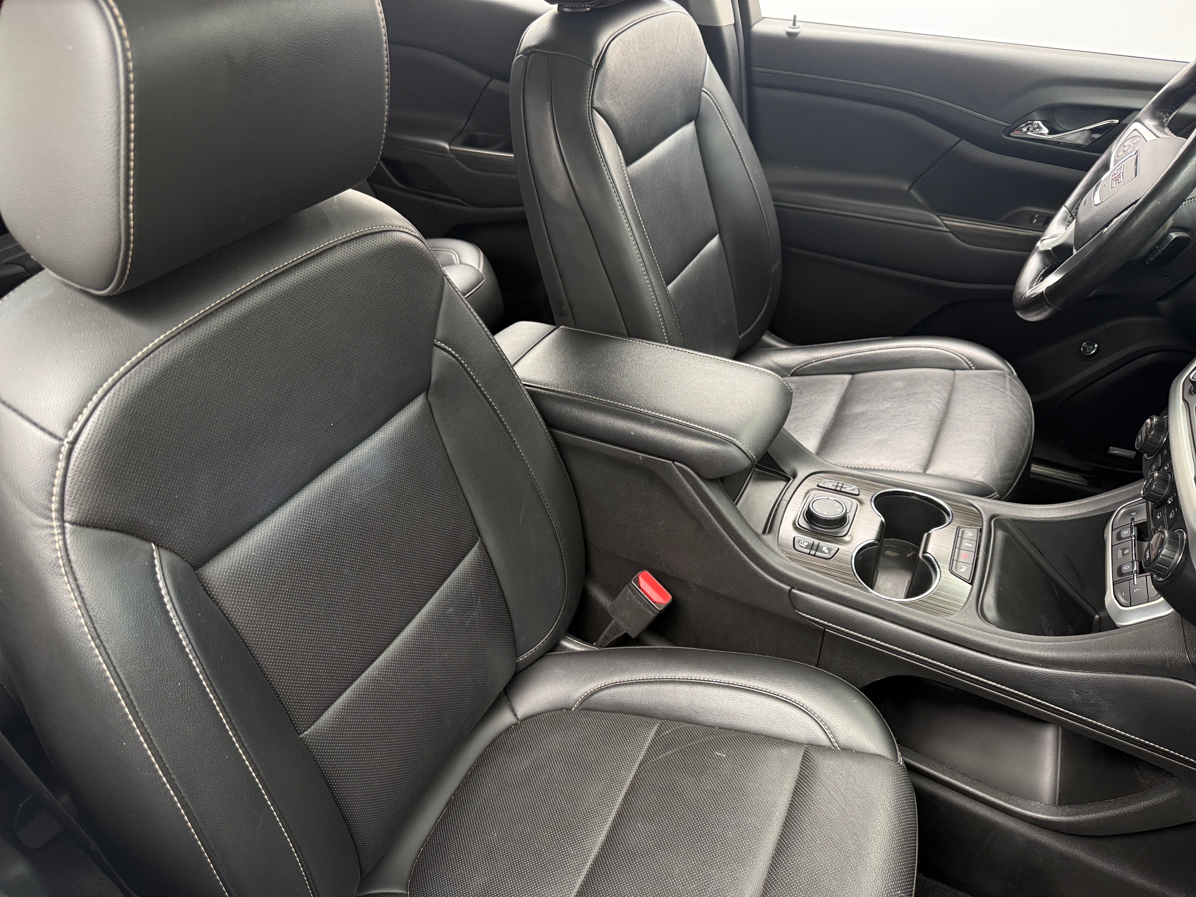 2021 GMC Acadia