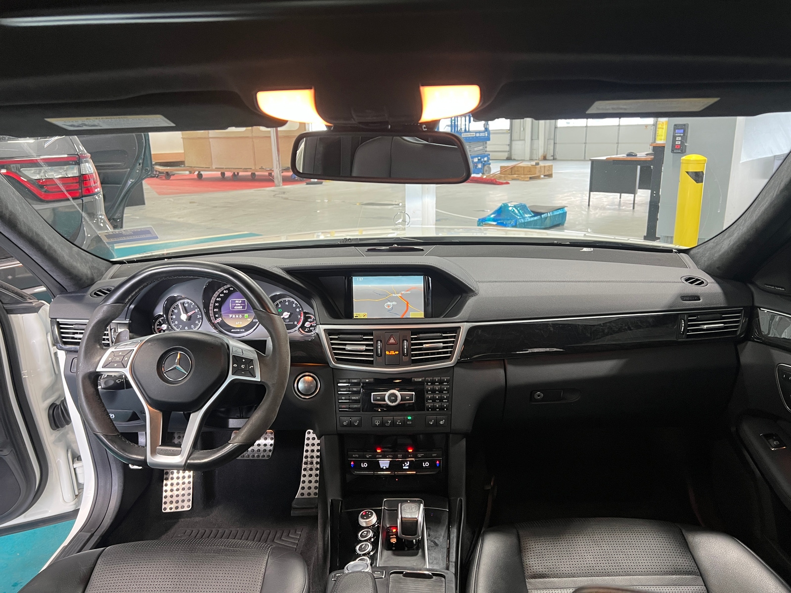 Thumbnail: 2012 Mercedes-Benz E-Class - 2