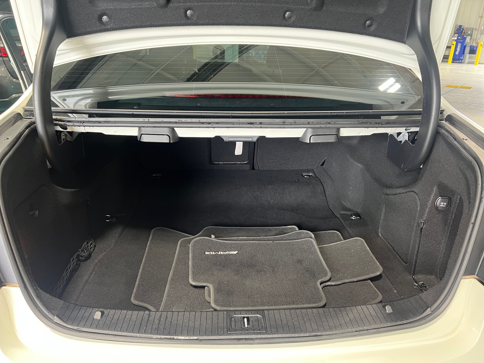 Thumbnail: 2012 Mercedes-Benz E-Class - 6