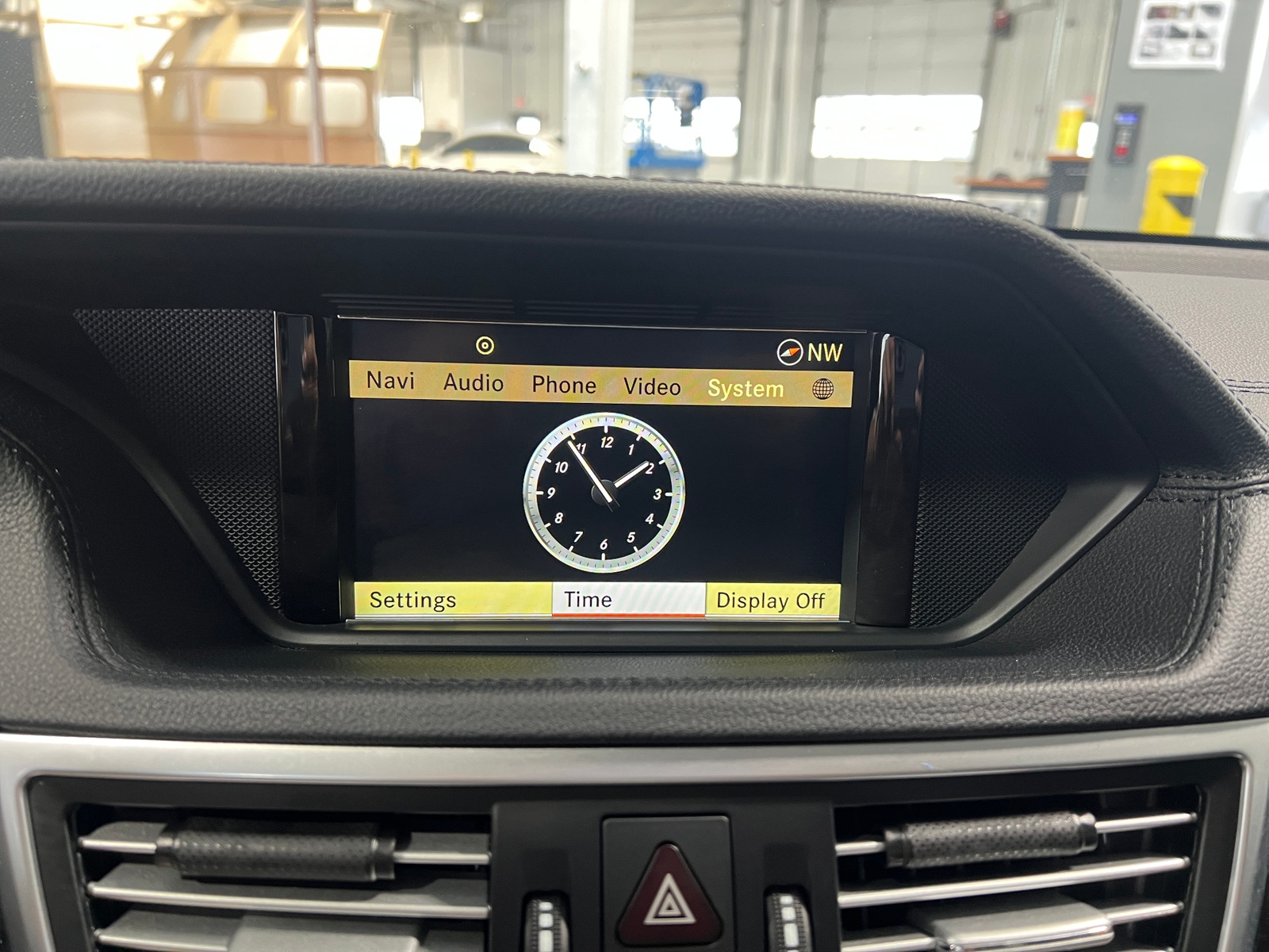 Thumbnail: 2012 Mercedes-Benz E-Class - 3