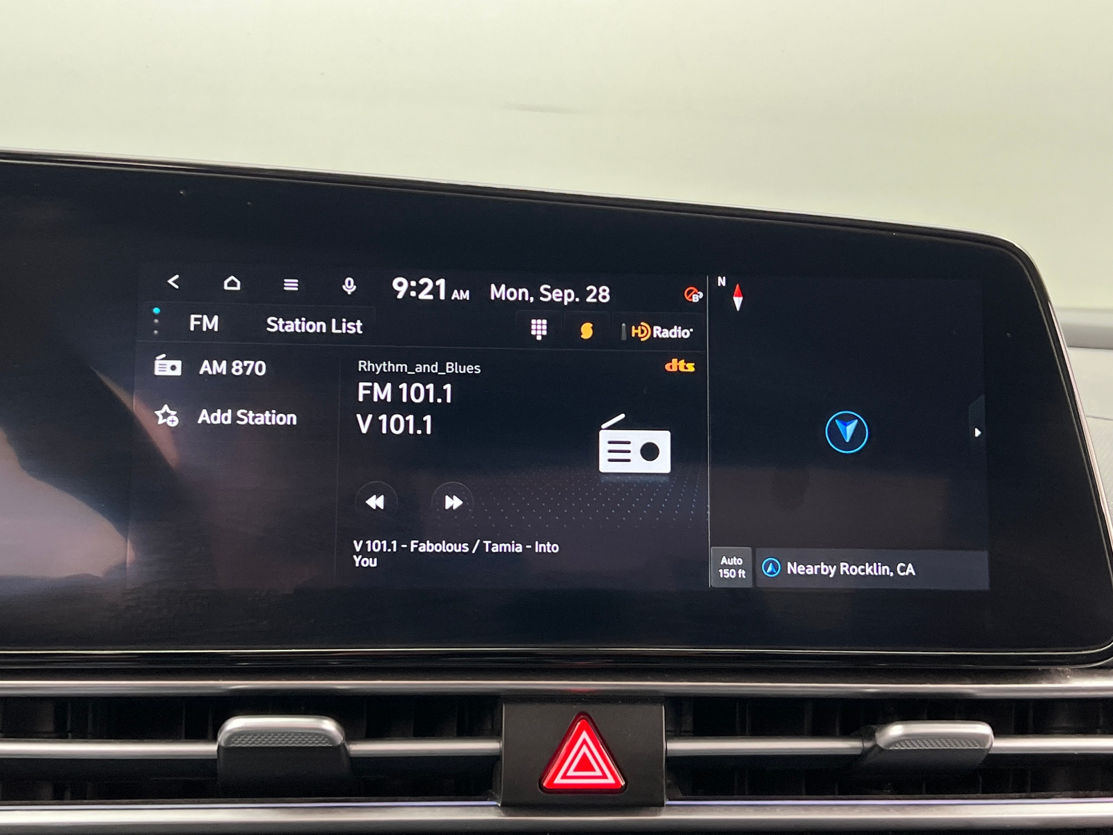 Thumbnail: 2024 Hyundai Elantra - 4
