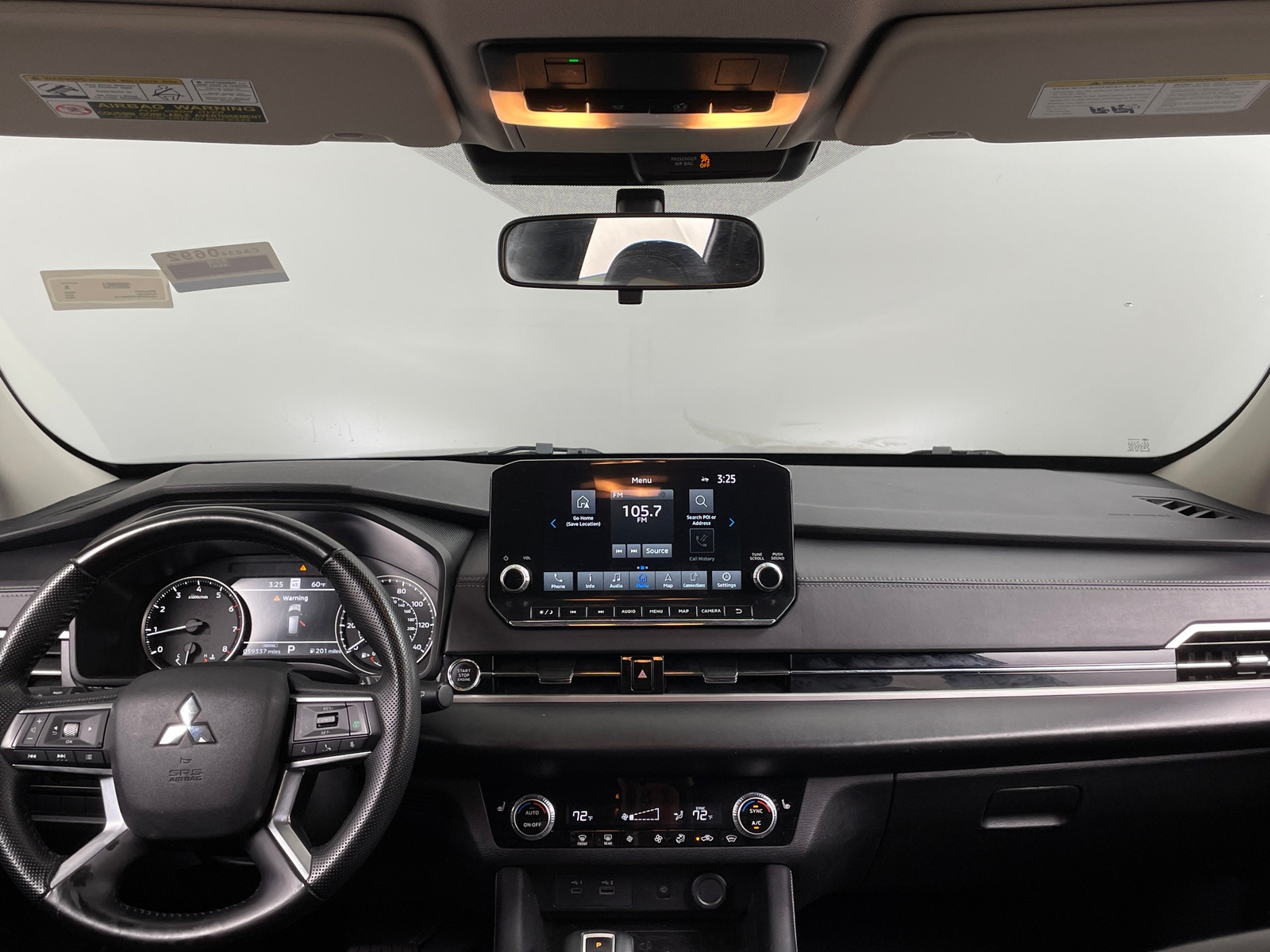 Thumbnail: 2024 Mitsubishi Outlander - 3