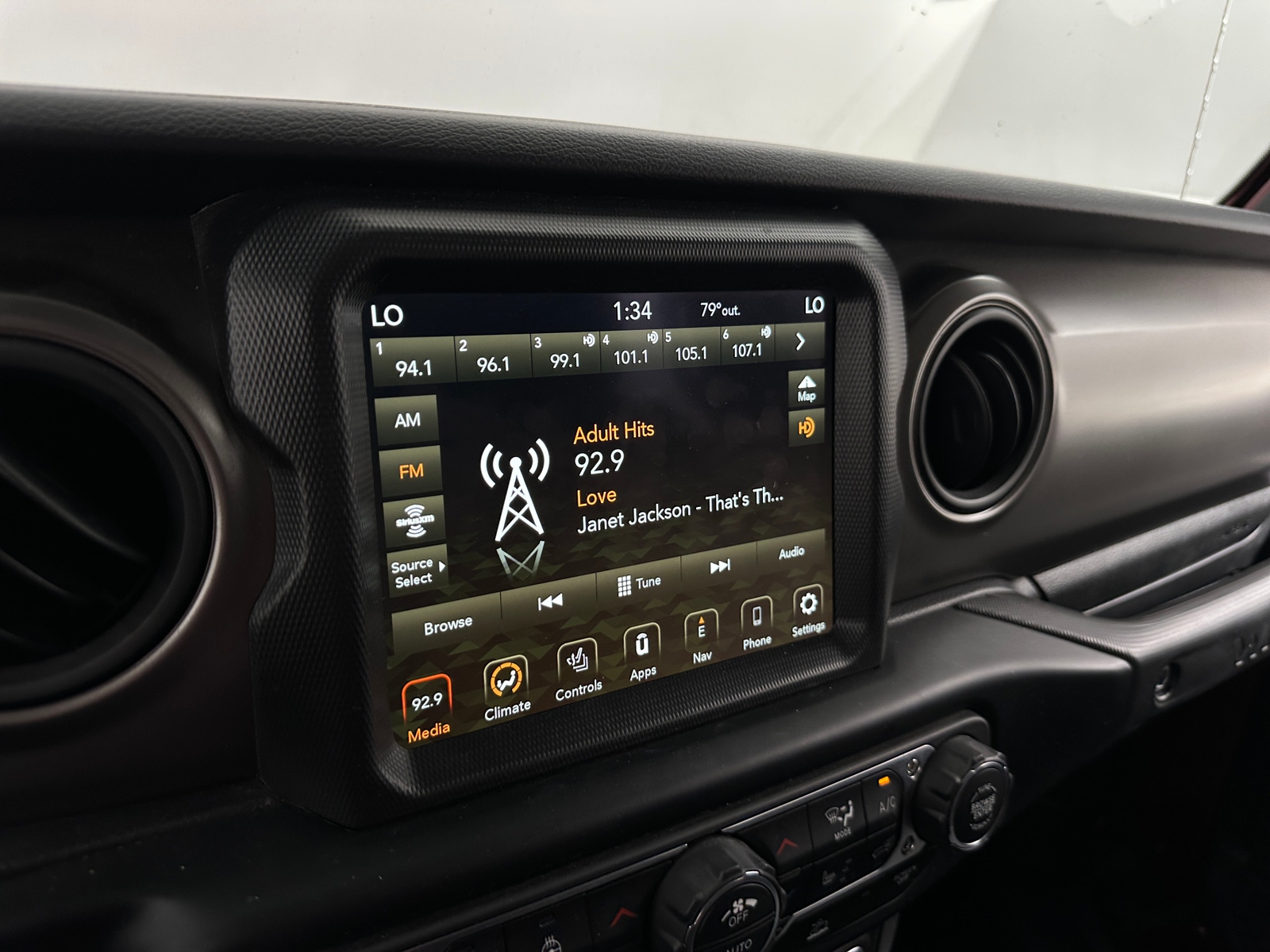 Thumbnail: 2022 Jeep Wrangler - 4