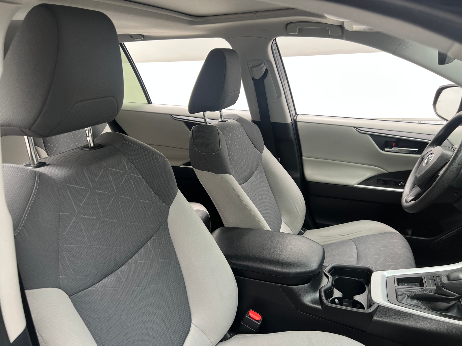 Thumbnail: 2019 Toyota RAV4 - 2