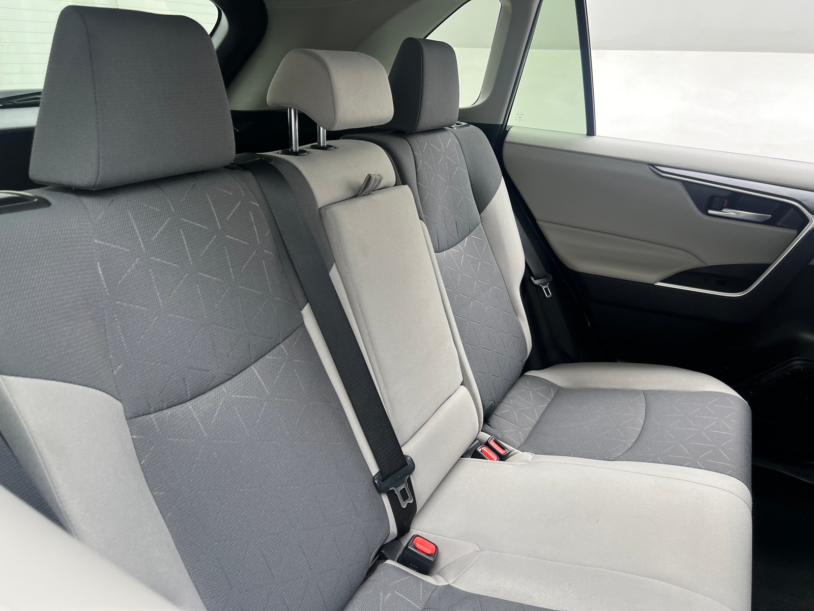 Thumbnail: 2019 Toyota RAV4 - 6